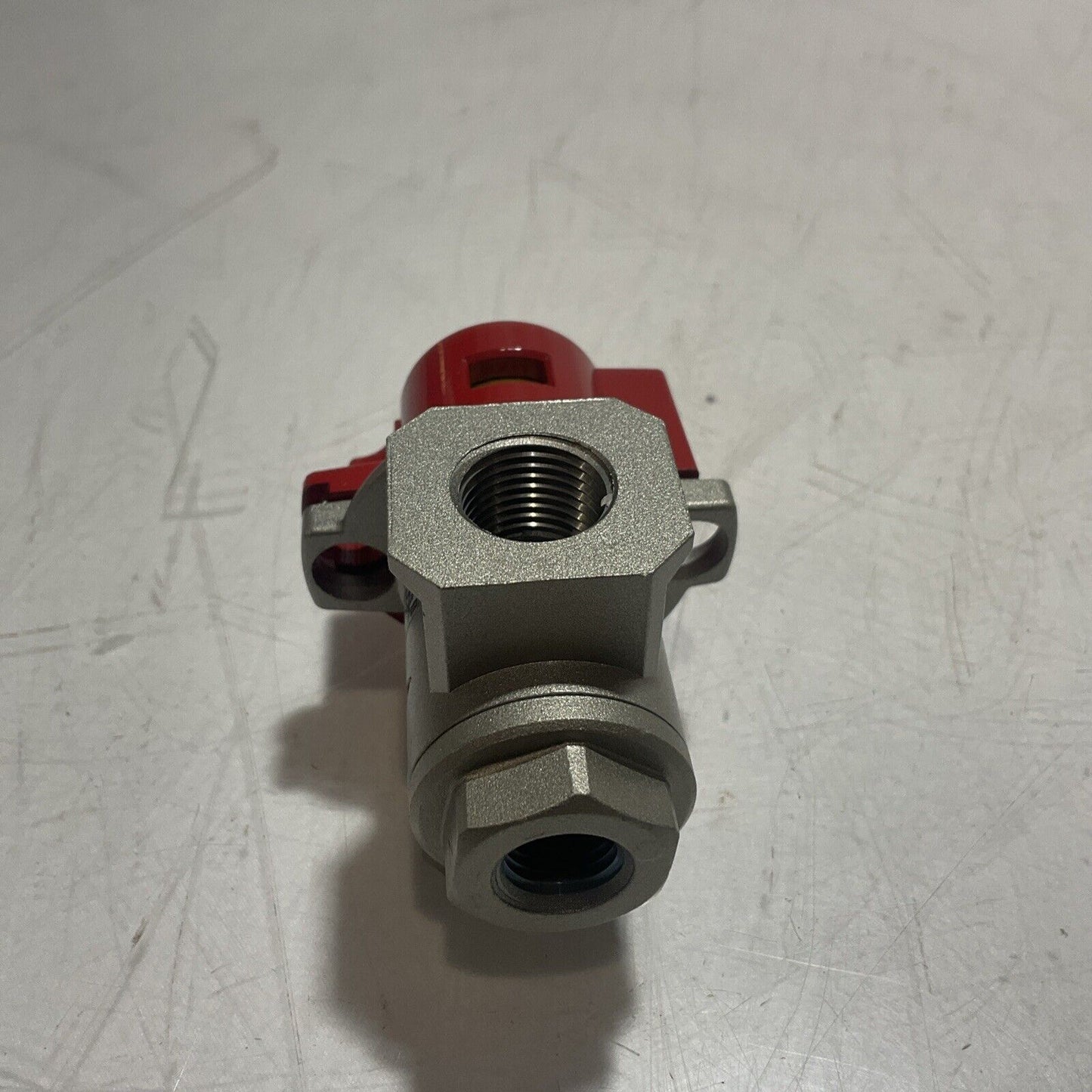 SMC VHS30-N03-Z PMEUMATIC LOCKOUT VALVE 3 PORT 15-150PSI U3S