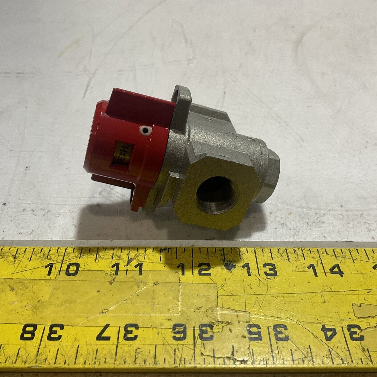 SMC VHS30-N03-Z PMEUMATIC LOCKOUT VALVE 3 PORT 15-150PSI U3S