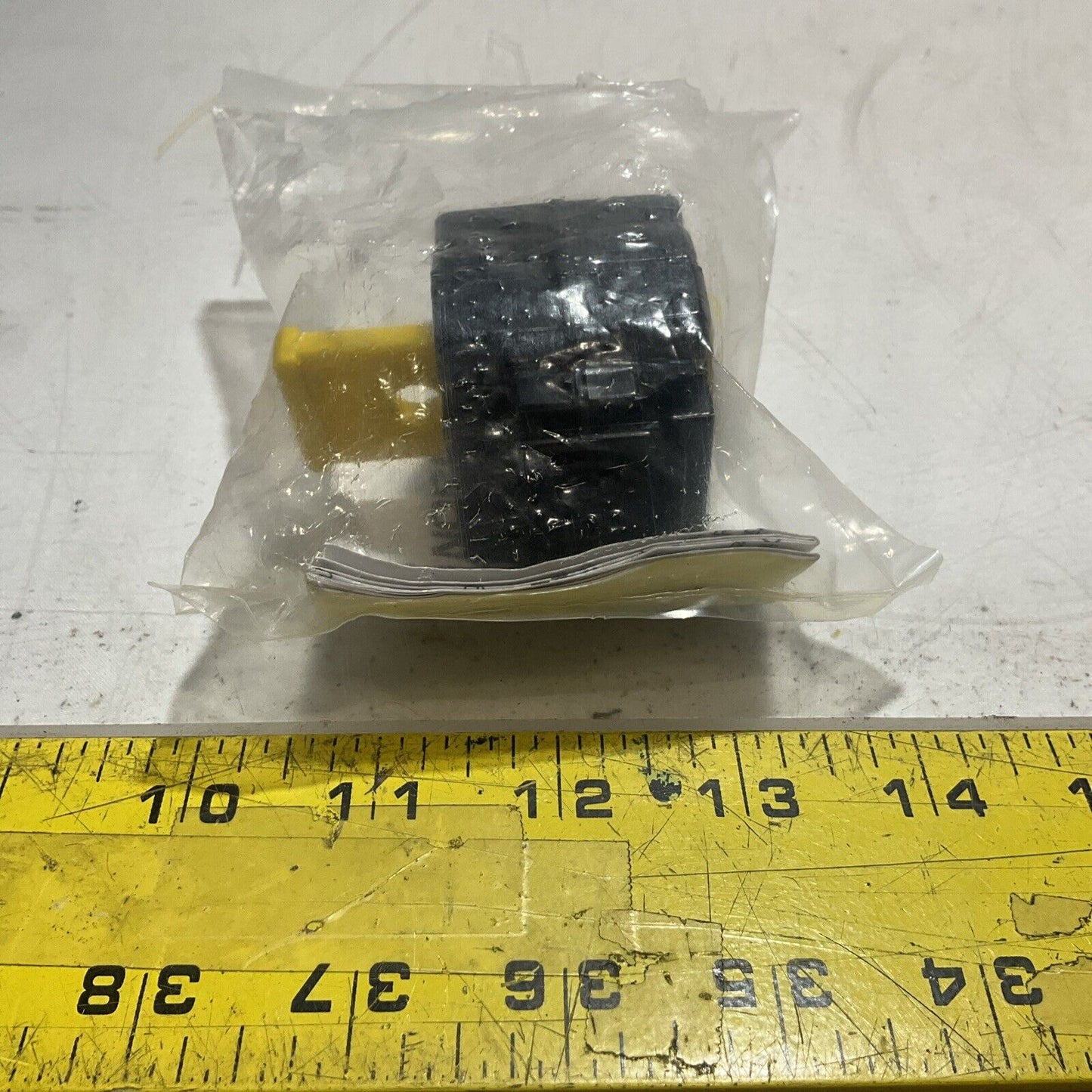 NORGREN T72E-3AA-P1N SHUT-OFF VALVE 3/8IN SLIDE ACTUATOR U3S