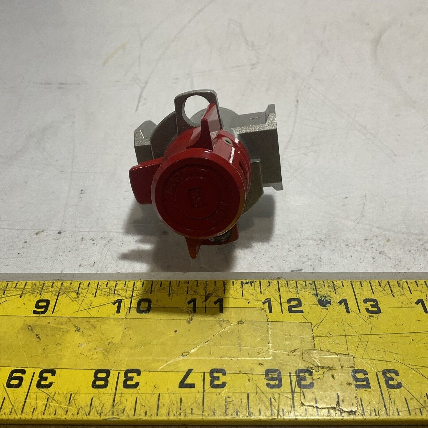 SMC VHS30-N03-Z PMEUMATIC LOCKOUT VALVE 3 PORT 15-150PSI U3S