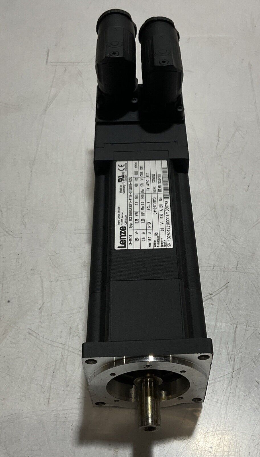 LENZE MCS 06160LRSOP1-A11N-ST5S00N-R2SU SYNCHRONOUS SERVO MOTOR U3S