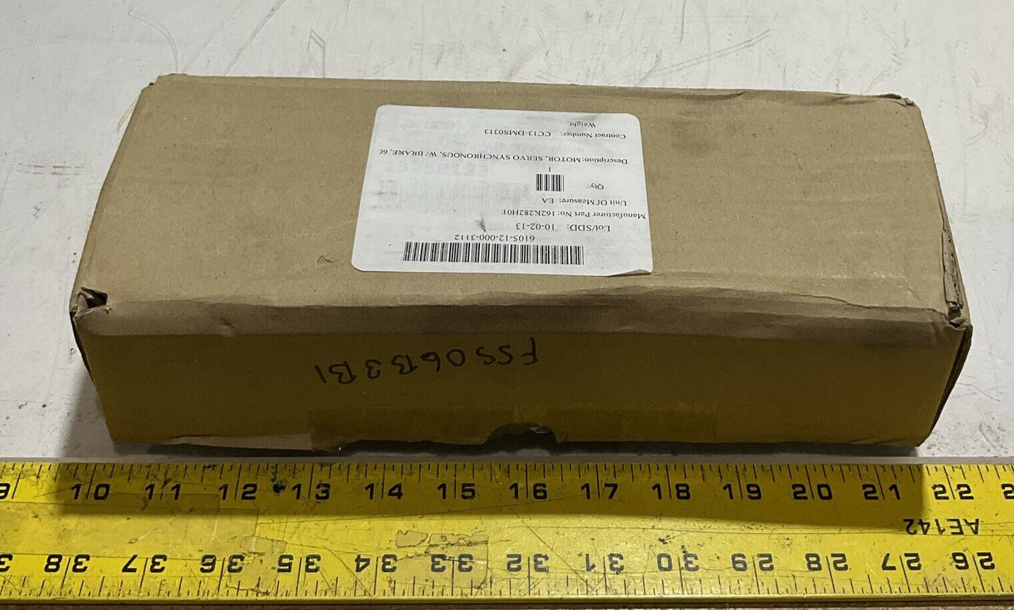 LENZE MCS 06160LRSOP1-A11N-ST5S00N-R2SU SYNCHRONOUS SERVO MOTOR U3S