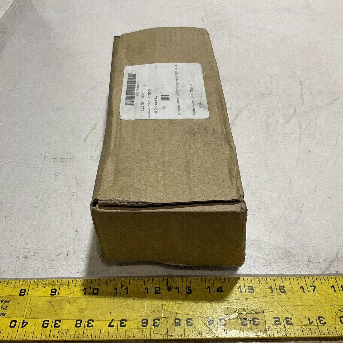 LENZE MCS 06160LRSOP1-A11N-ST5S00N-R2SU SYNCHRONOUS SERVO MOTOR U3S