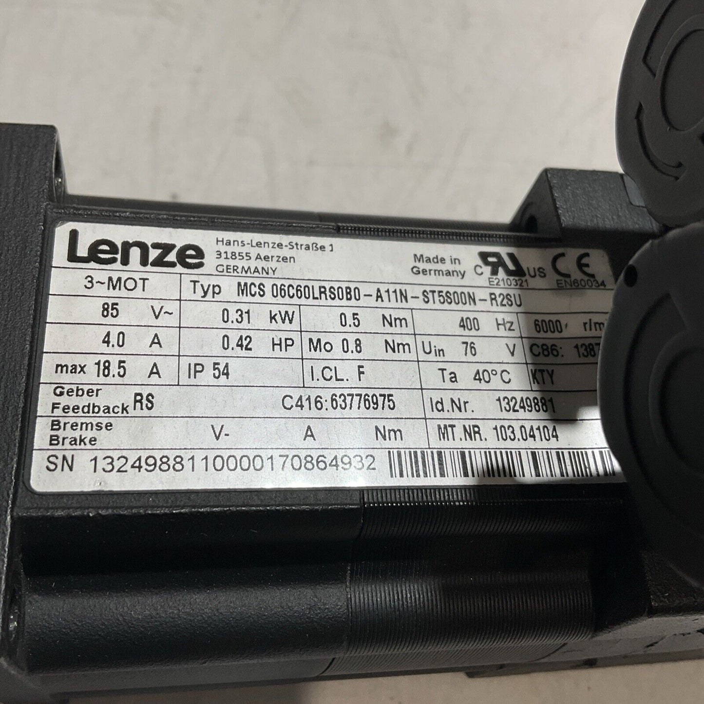 LENZE MCS 06C60LRS0B0-A11N-ST5S00N-R2SU SERVO MOTOR U3S