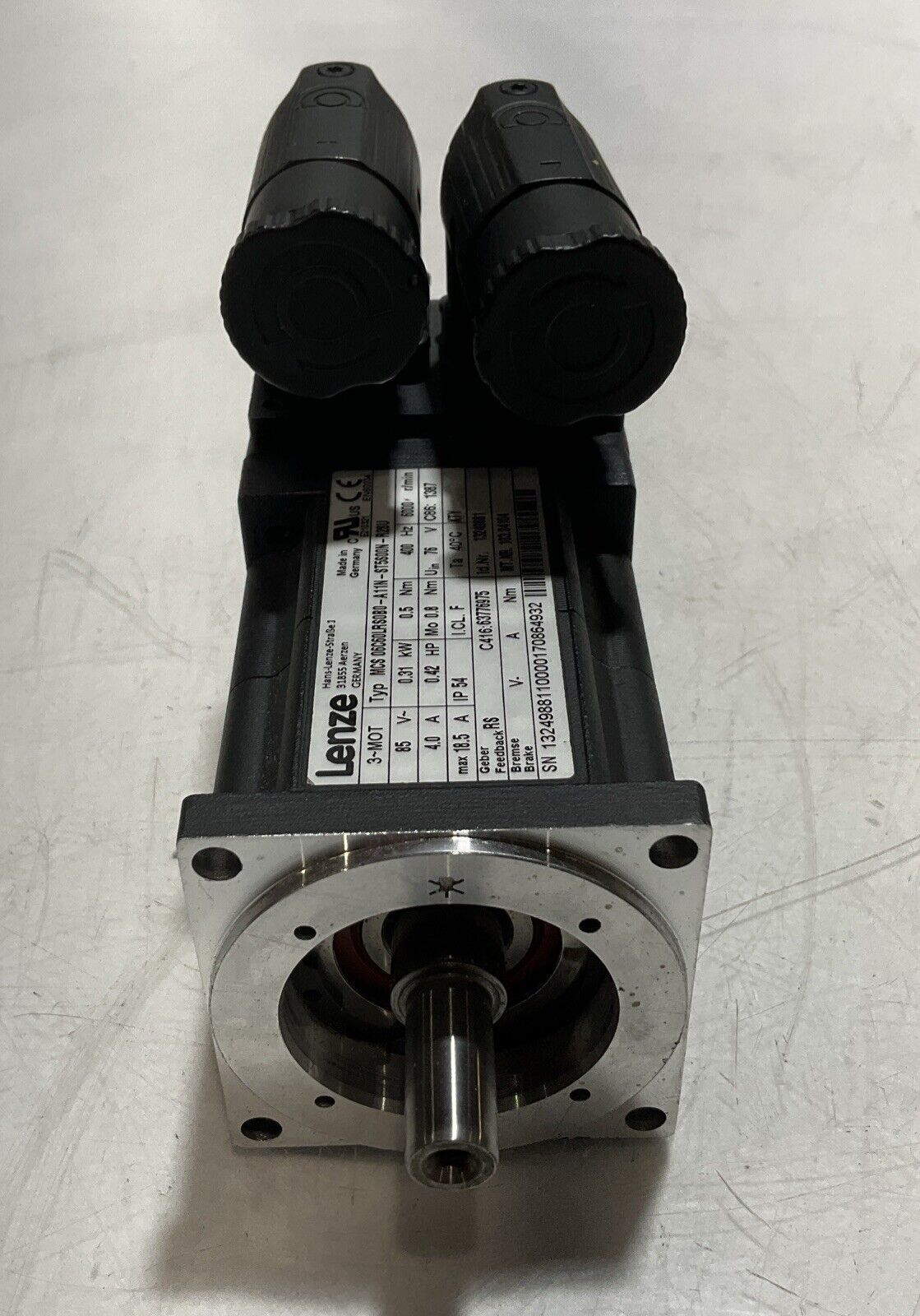 LENZE MCS 06C60LRS0B0-A11N-ST5S00N-R2SU SERVO MOTOR U3S