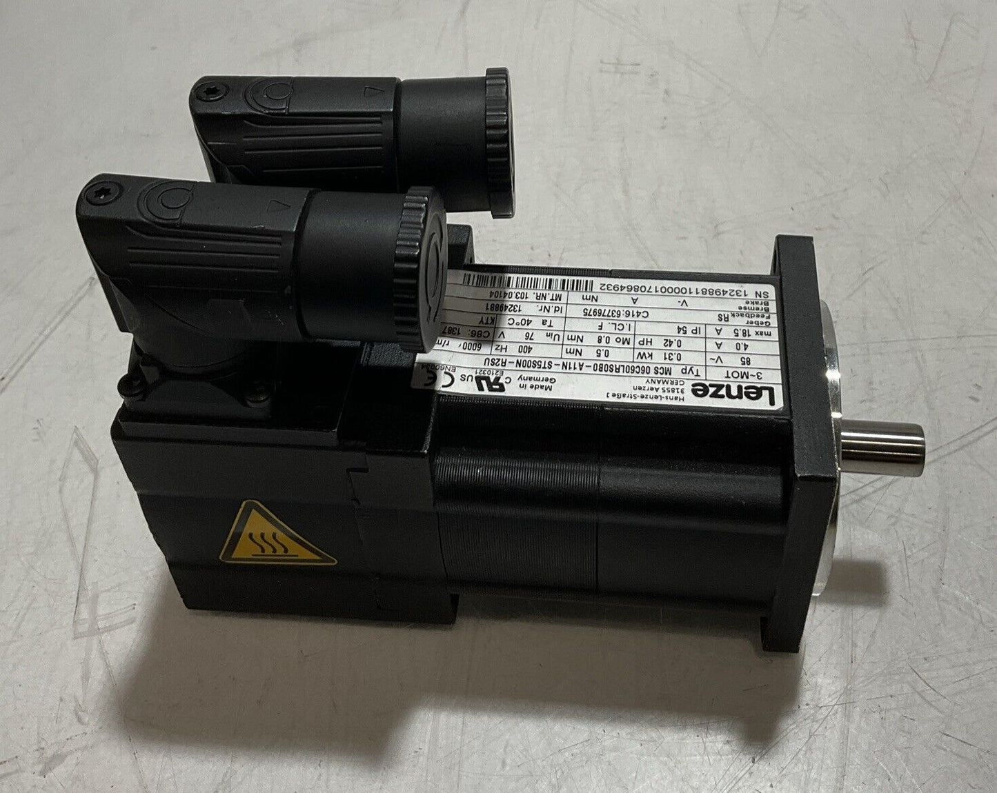 LENZE MCS 06C60LRS0B0-A11N-ST5S00N-R2SU SERVO MOTOR U3S