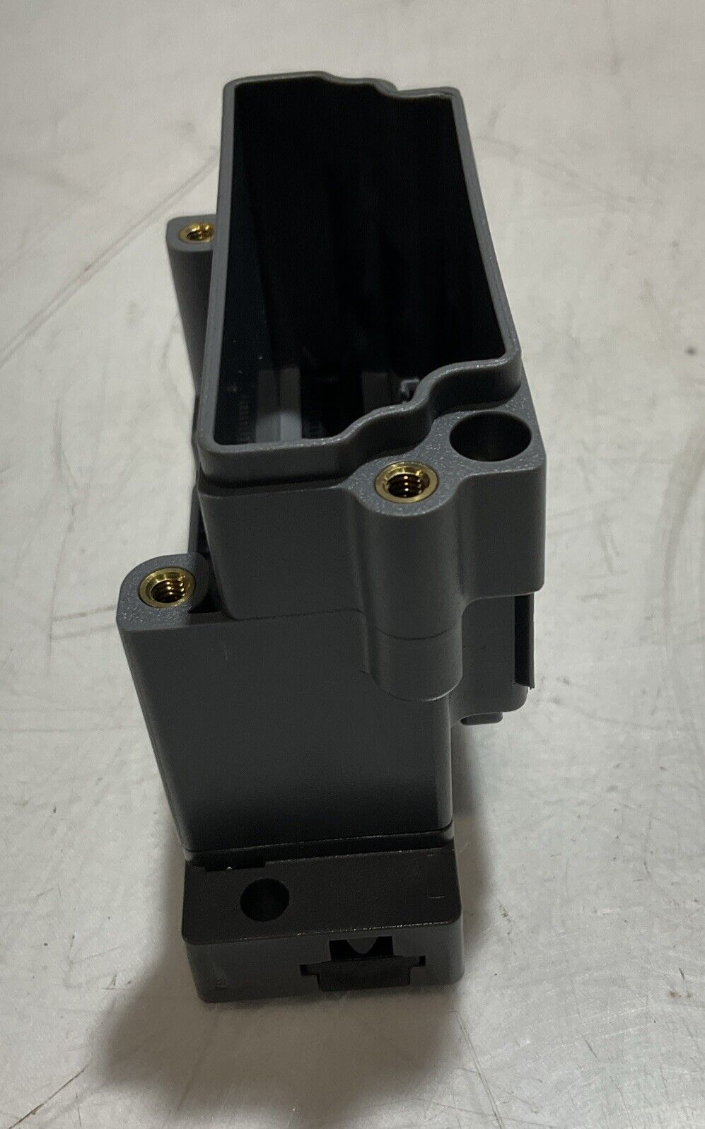 TURCK BL67-B-1M23-19 BASE MODULE OUTPUT U3S