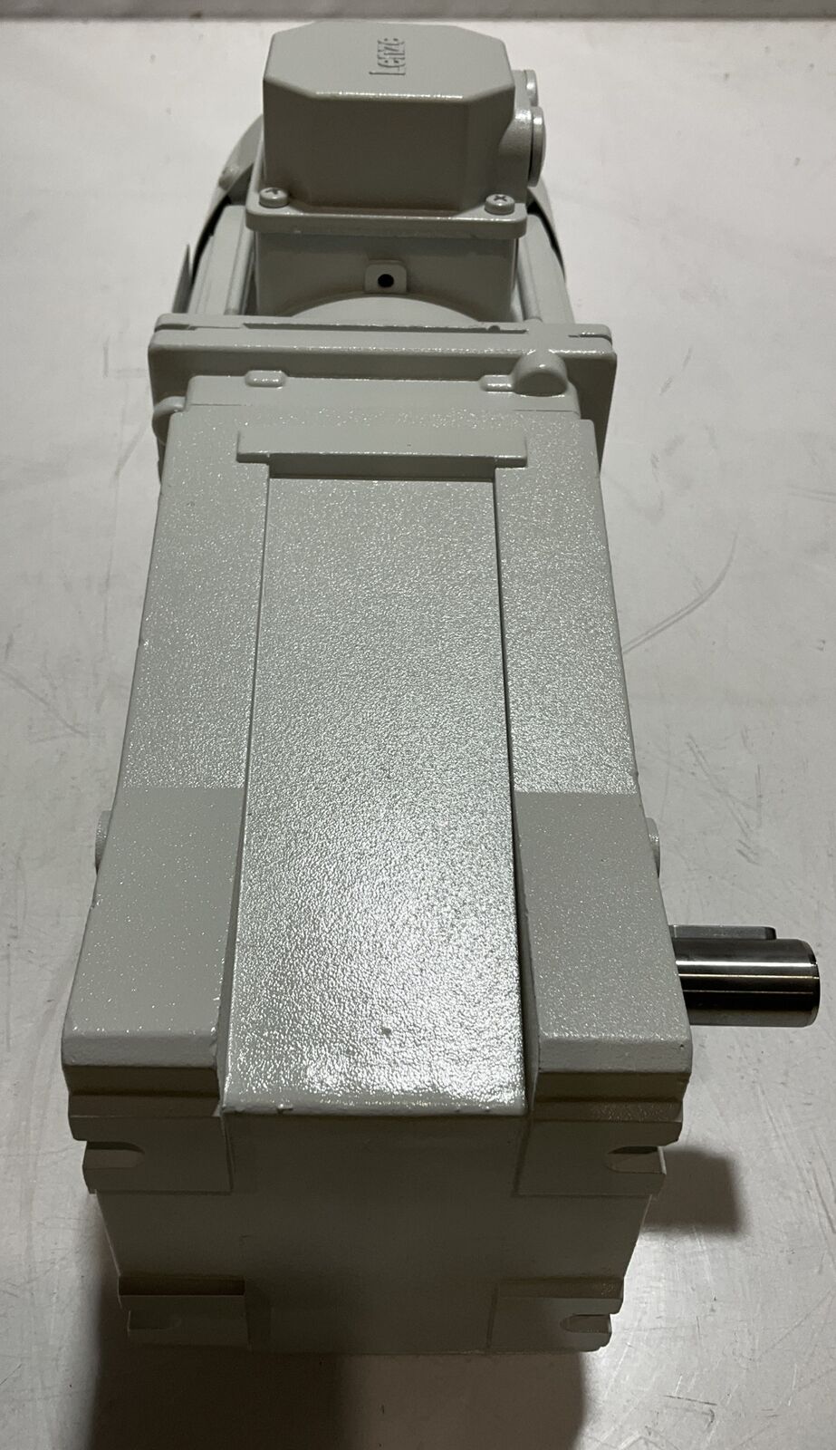 LENZE GKR04-2MVBR071C42 MDE-MAXX 071-42 GEARMOTOR 400V U3S