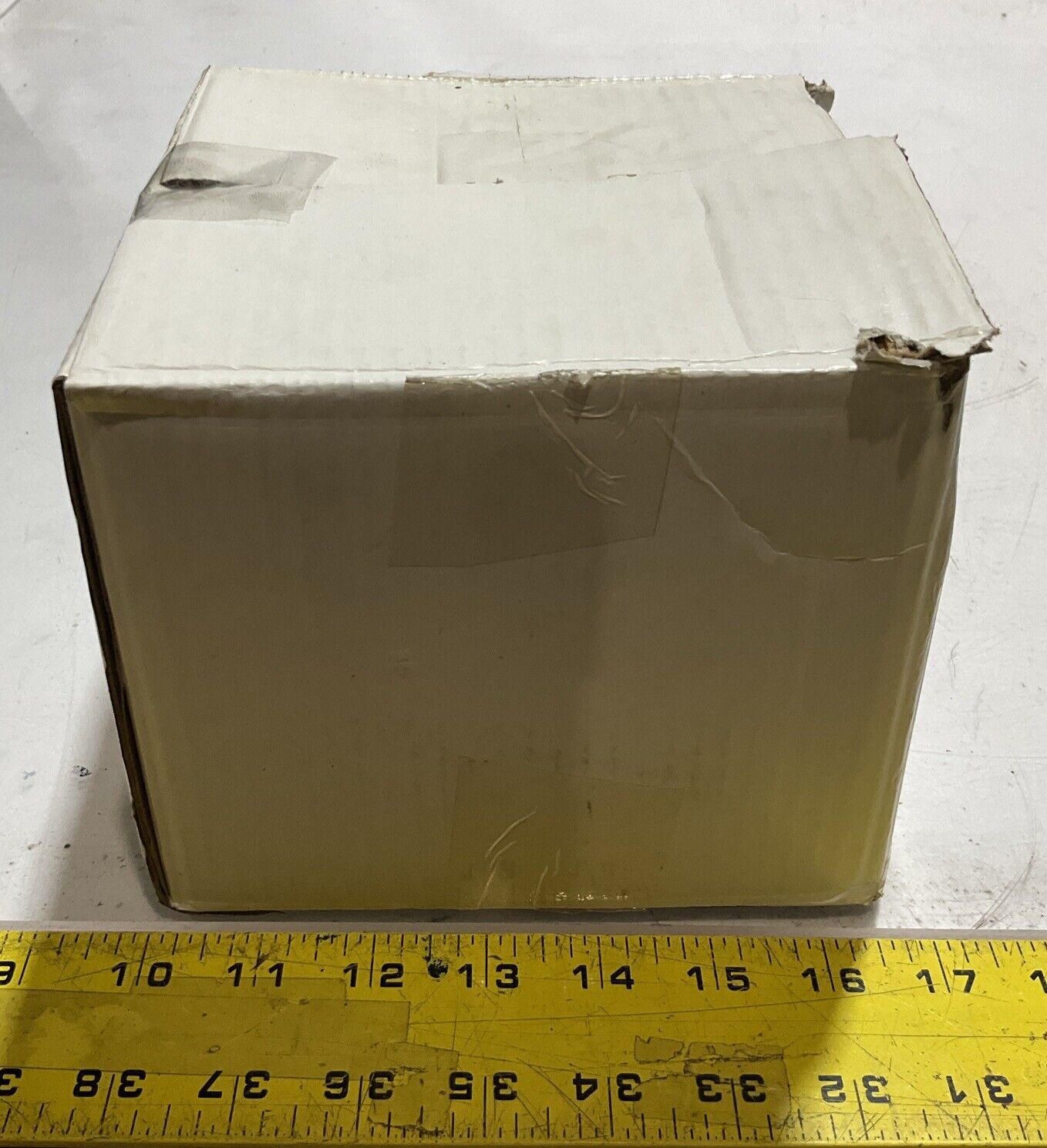 ARLINGTON IND 2000 #0 PIPE HANGERS WITH BOLTS PLATED STEEL LOT OF 72 U3S
