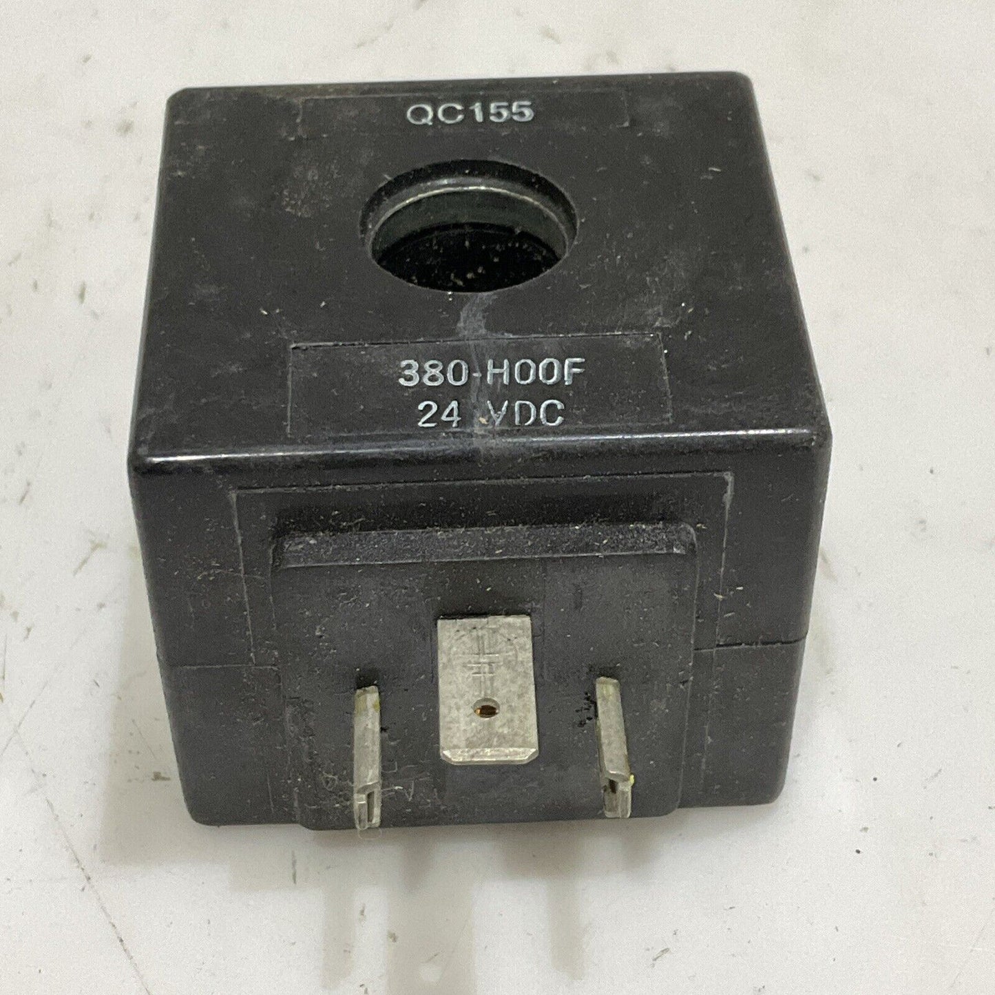 PARKER 3FPH80 SOLENOID VALVE COIL 24 VDC 11.5 W CLASS F RM6