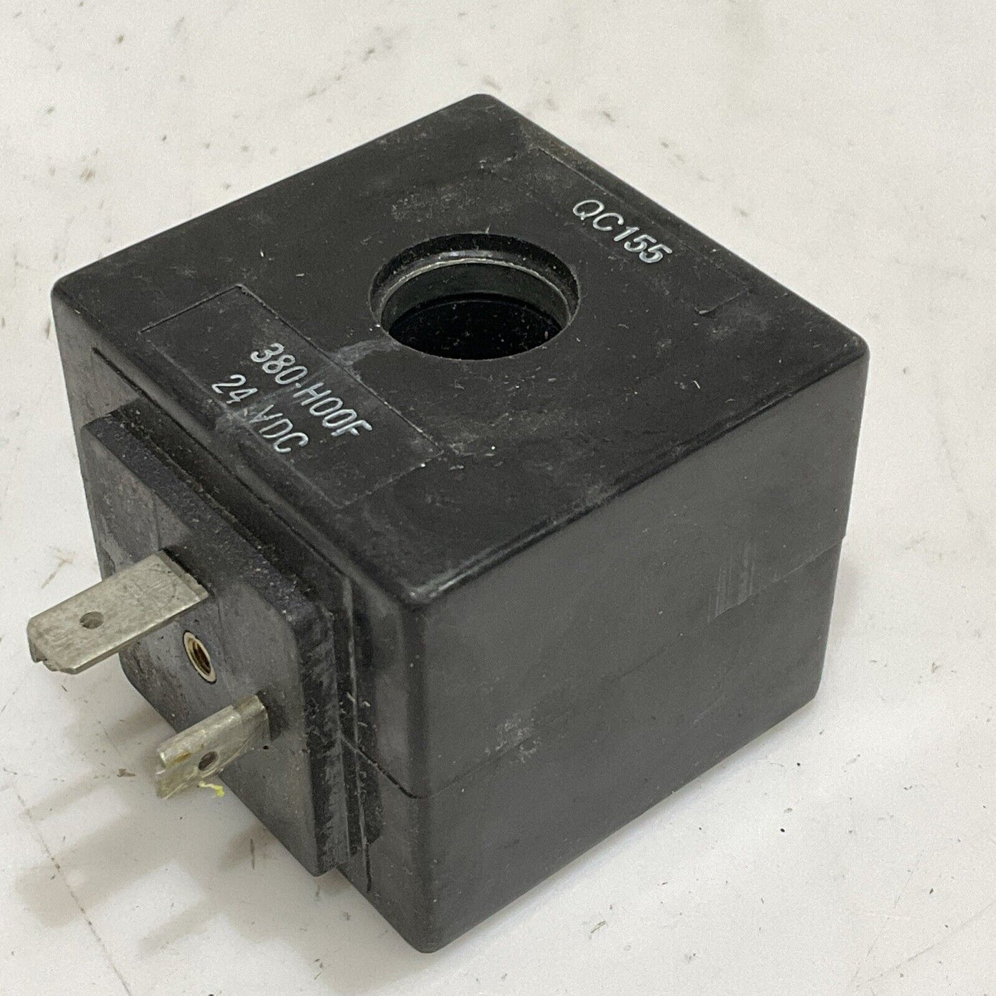 PARKER 3FPH80 SOLENOID VALVE COIL 24 VDC 11.5 W CLASS F RM6