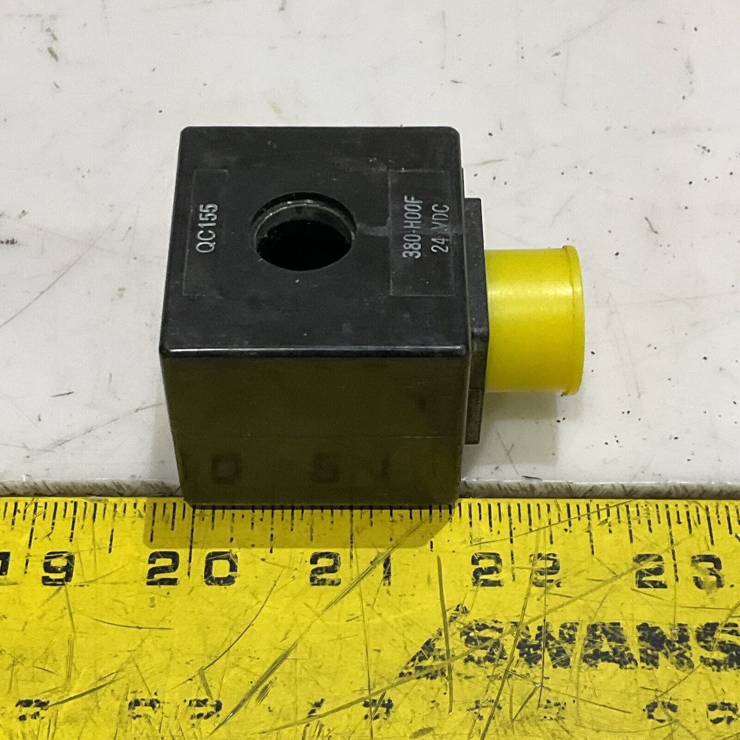 PARKER 3FPH80 SOLENOID VALVE COIL 24 VDC 11.5 W CLASS F RM6