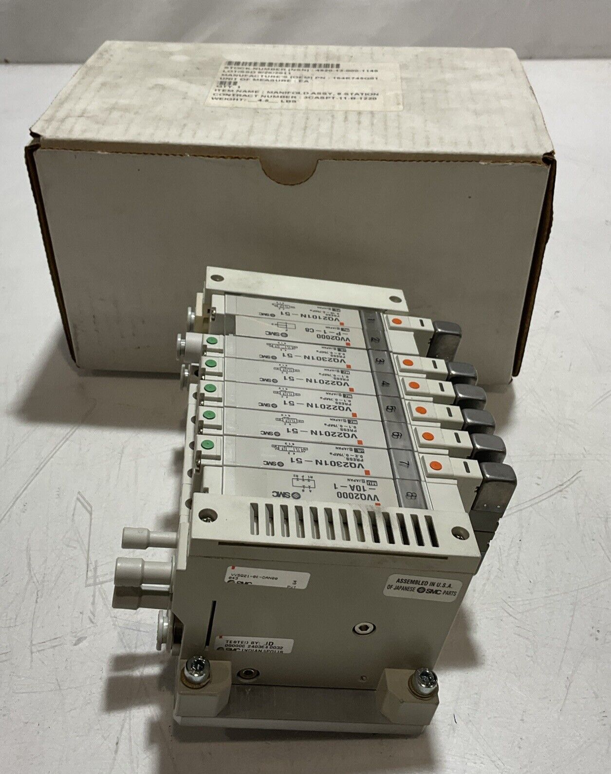 SMC VV5Q21-08 VQ2301N-51 PNEUMATIC VALVE MANIFOLD ASSEMBLY 8 STATION U3S