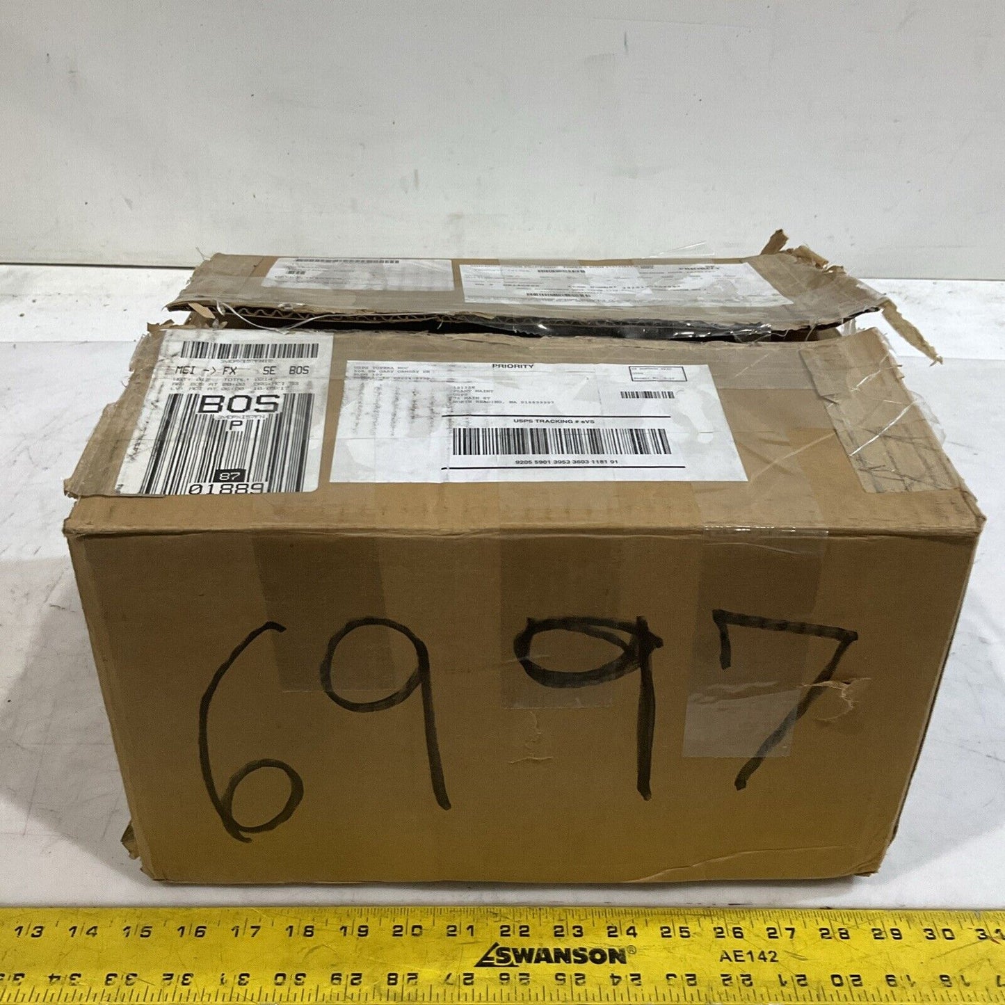 LENZE MCS06F41LRS0B0-B11N-ST5S00N-R2SUST.STARR MOTOR U3S
