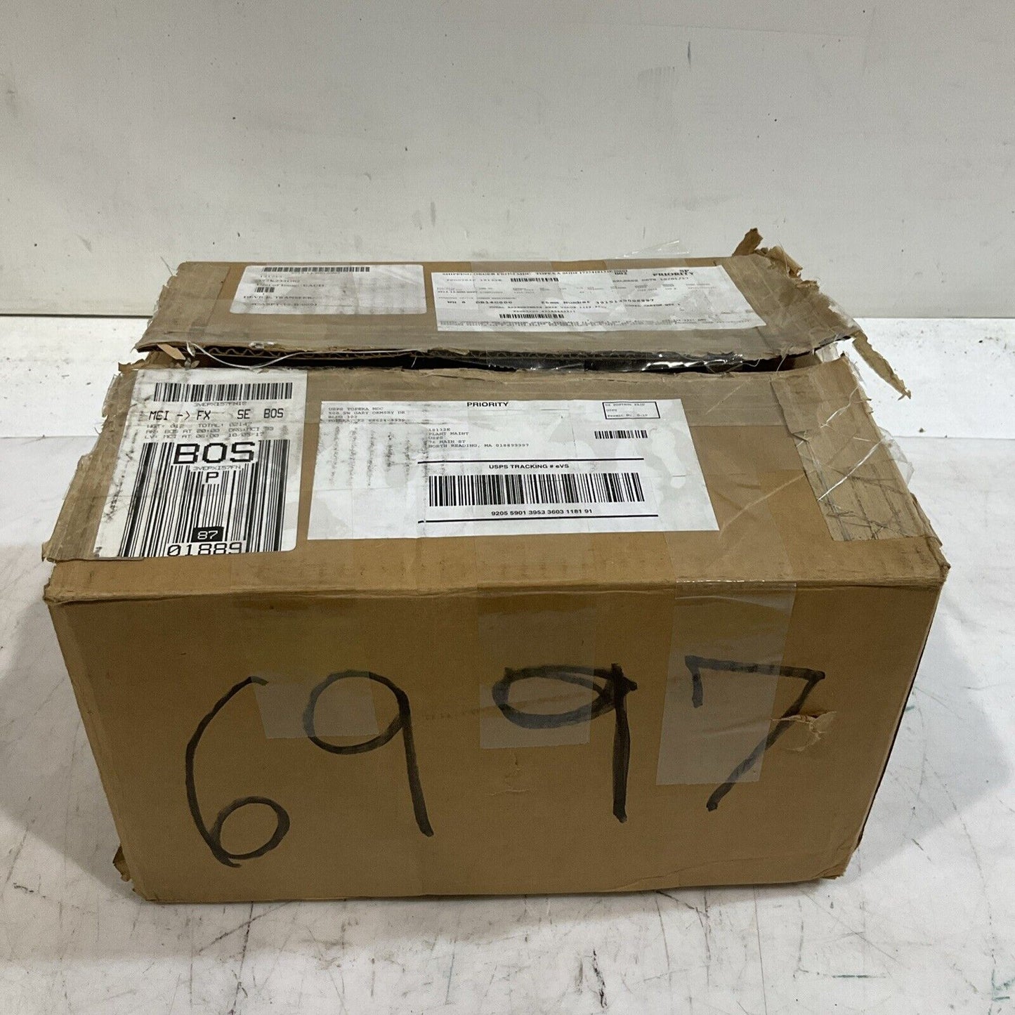 LENZE MCS06F41LRS0B0-B11N-ST5S00N-R2SUST.STARR MOTOR U3S