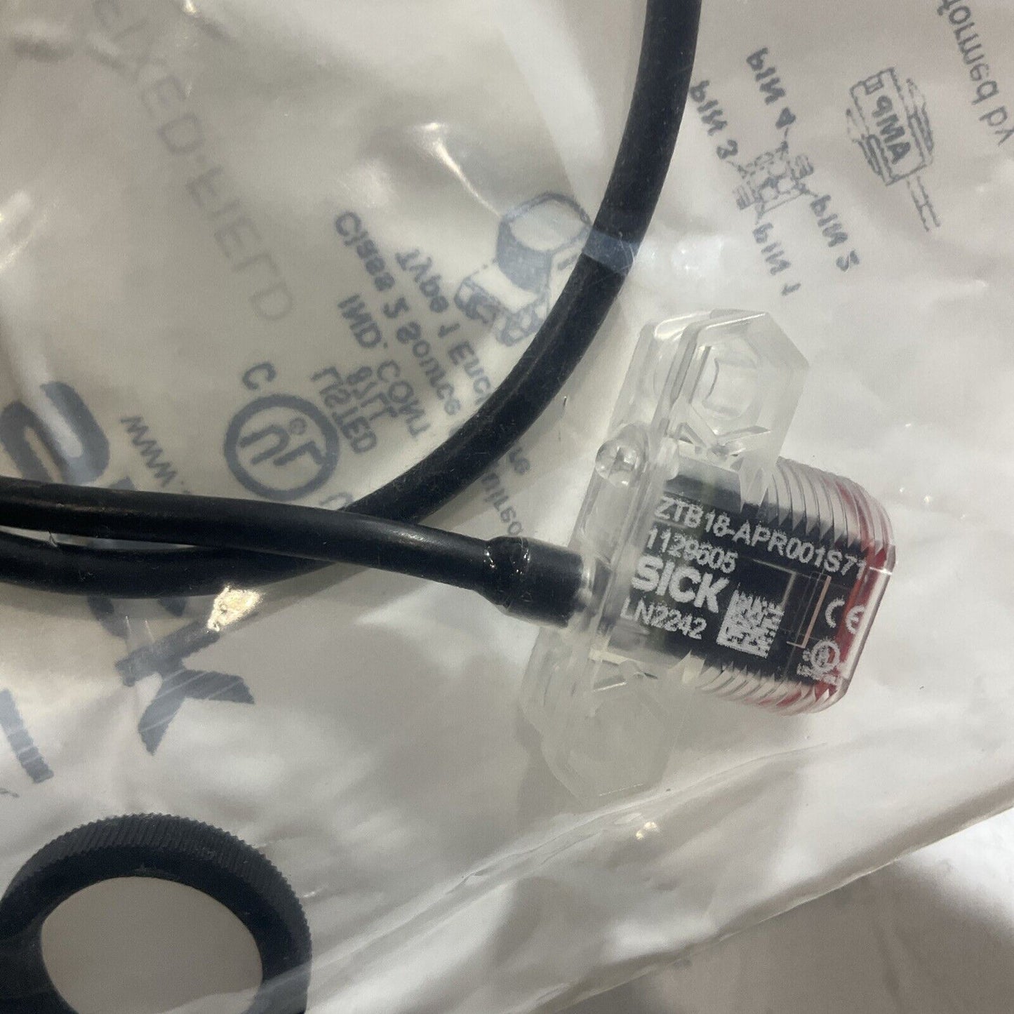 SICK SICK ZTB18-APR001S71 SERIES 1129605 PNP PHOTOELETRIC SENSOR PHOTO EYE U3S