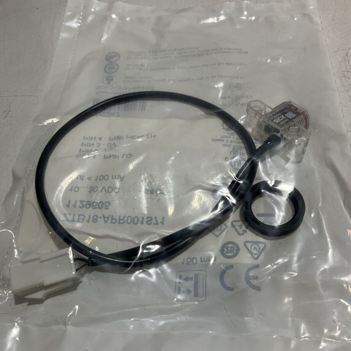 SICK SICK ZTB18-APR001S71 SERIES 1129605 PNP PHOTOELETRIC SENSOR PHOTO EYE U3S