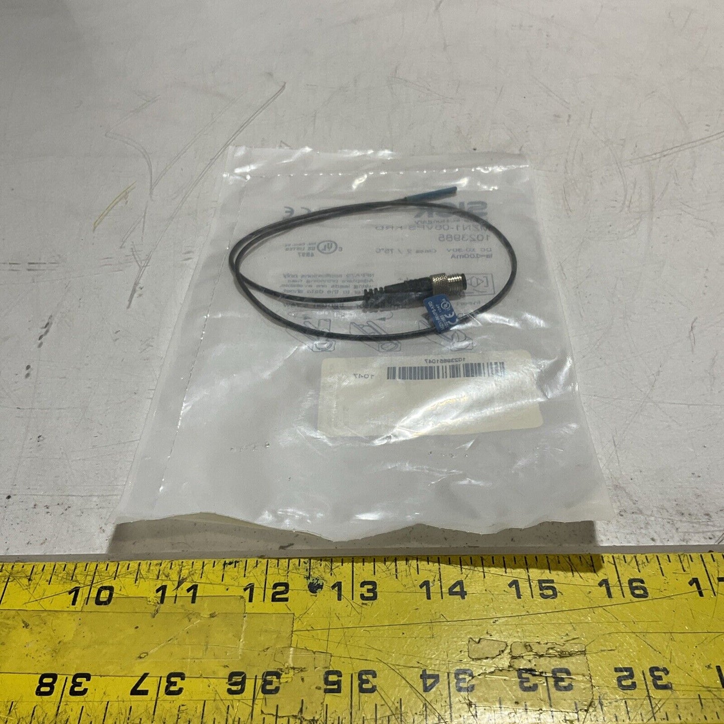 SICK 1023972 MZT6 MAGNETIC SENSOR LOT OF 2 U3S