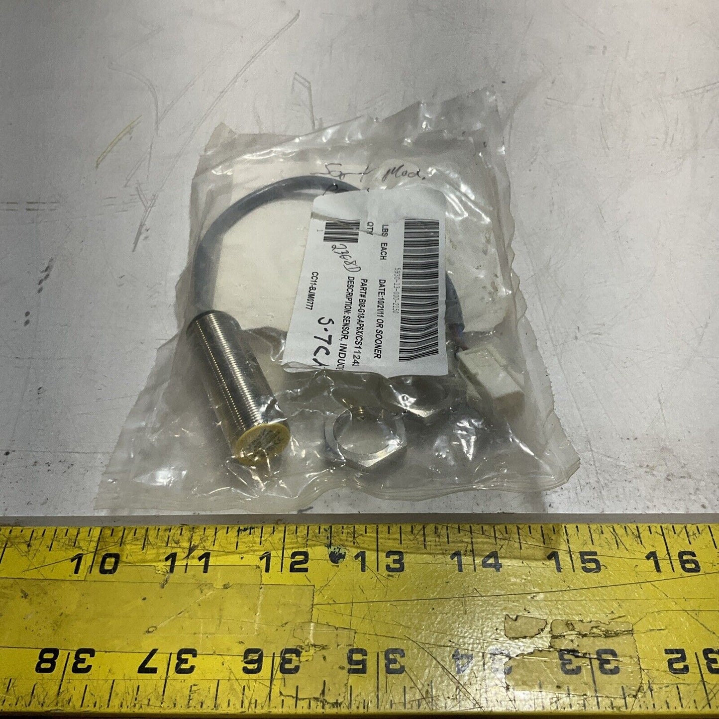 TURCK BI8-G18-AP6X-0.2/CS11243 INDUCTIVE PROXIMITY SENSOR LOT OF 3 U3S
