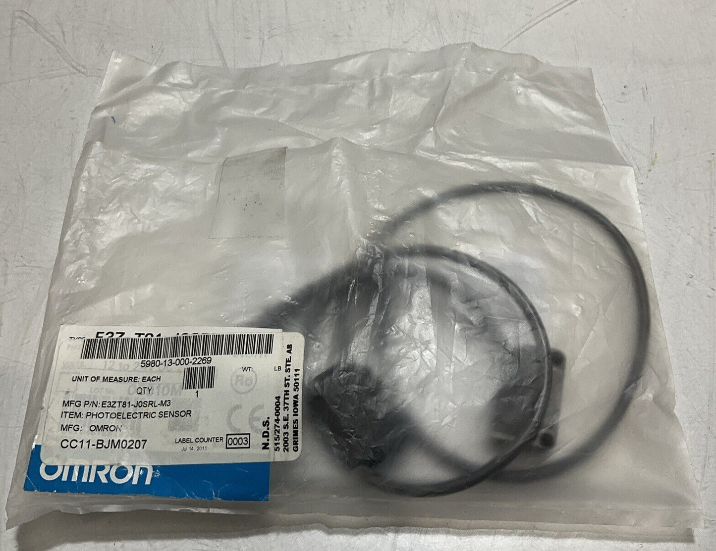 OMRON E3ZT81-J0SRL-M3 PHOTOELECTRIC SENSOR LOT OF 2 U3S