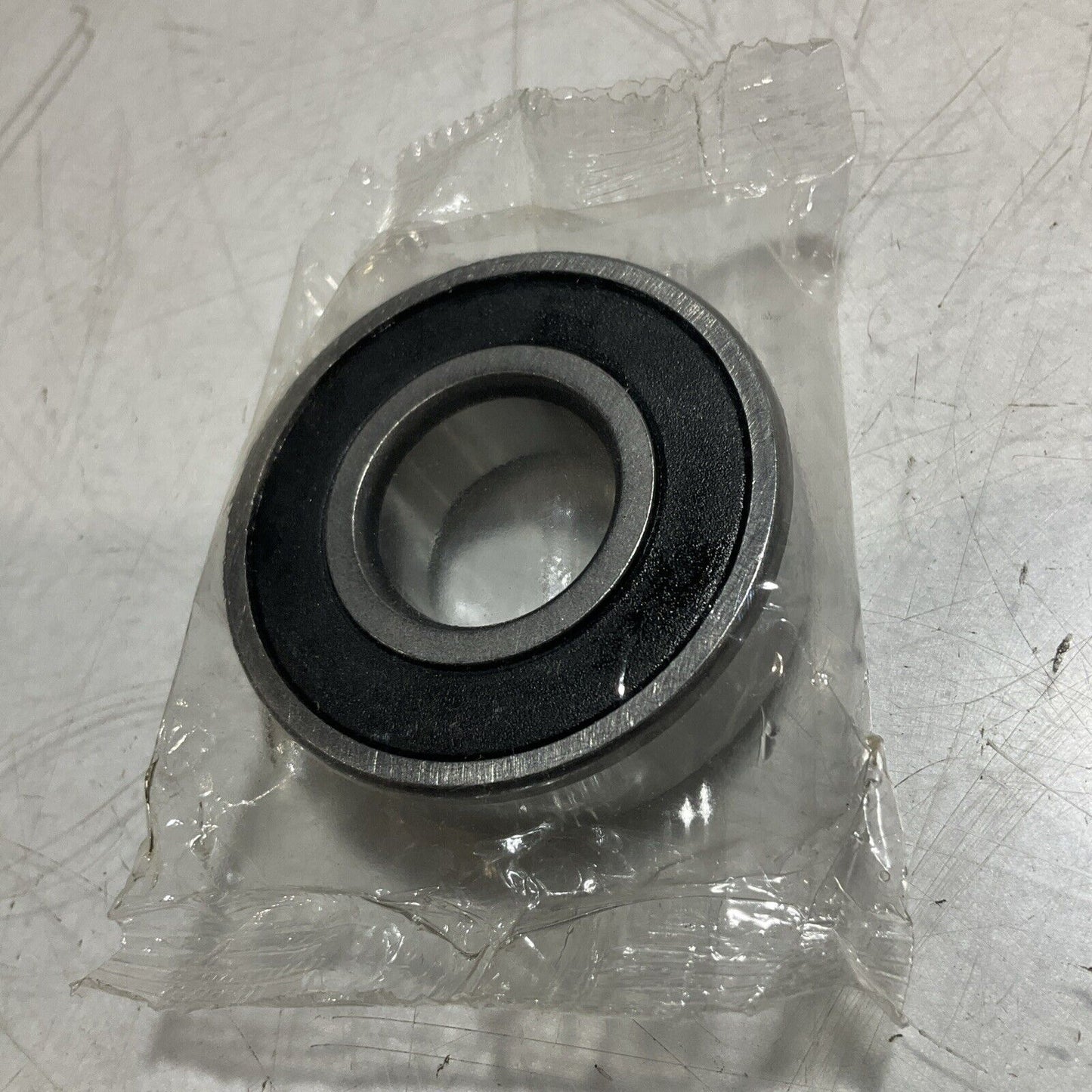 SNR 6204.EE SINGLE ROW DEEP GROOVE BALL BEARING LOT OF 11 R7T