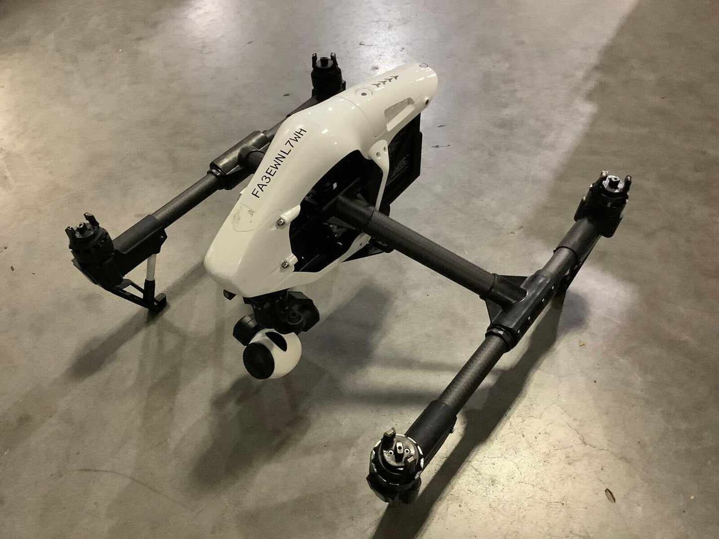 DJI INSPIRE 1 DRONE MODEL T601 WITH GO PROFESSIONAL CARRYING CASE