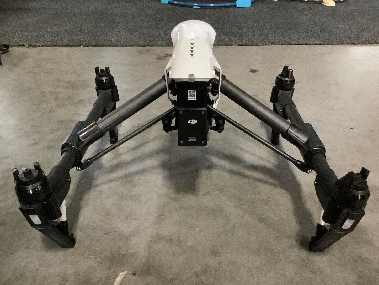 DJI INSPIRE 1 DRONE MODEL T601 WITH GO PROFESSIONAL CARRYING CASE