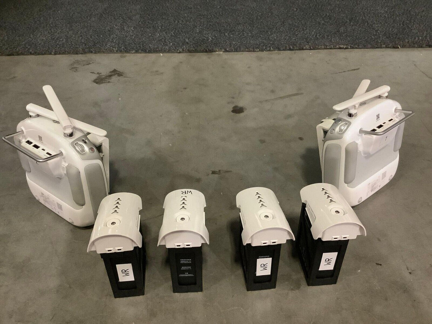 DJI INSPIRE 1 DRONE MODEL T601 WITH GO PROFESSIONAL CARRYING CASE