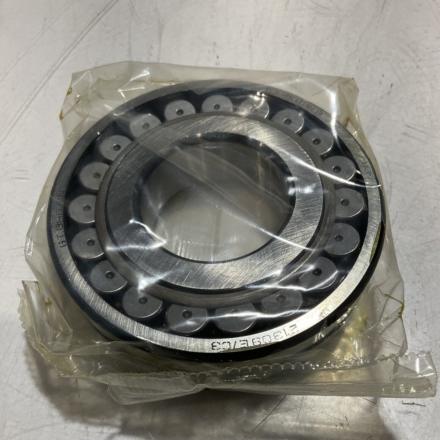 SKF 21309E/C3 SPHERICAL EXPLORER BEARING U3S