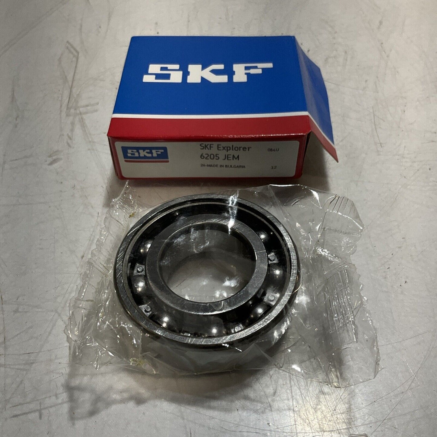 SKF 6205JEM EXPLORER DEEP GROVE ROLLER BEARING LOT OF 9 R7T