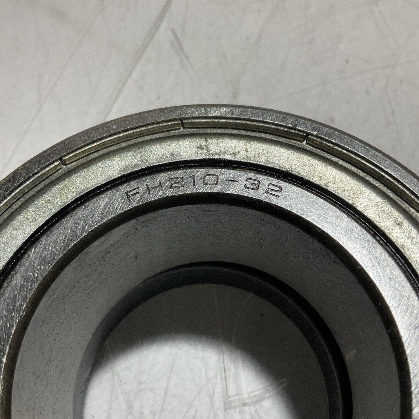 PEER FH210-32 SPHERICAL INSERT BEARING BLOCK 2 " U3S