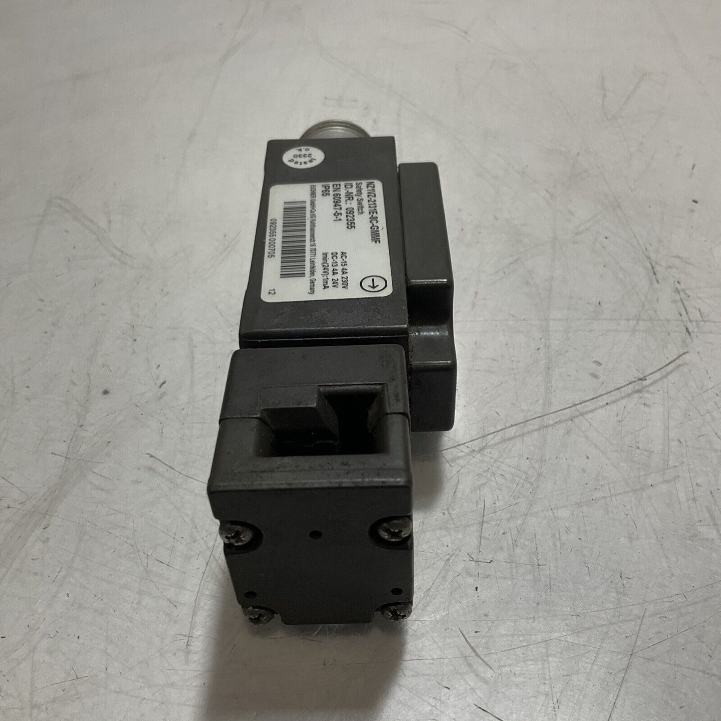 EUCHNER NZ1VZ-2131E-8C-GMMF SAFETY SWITCH N3M