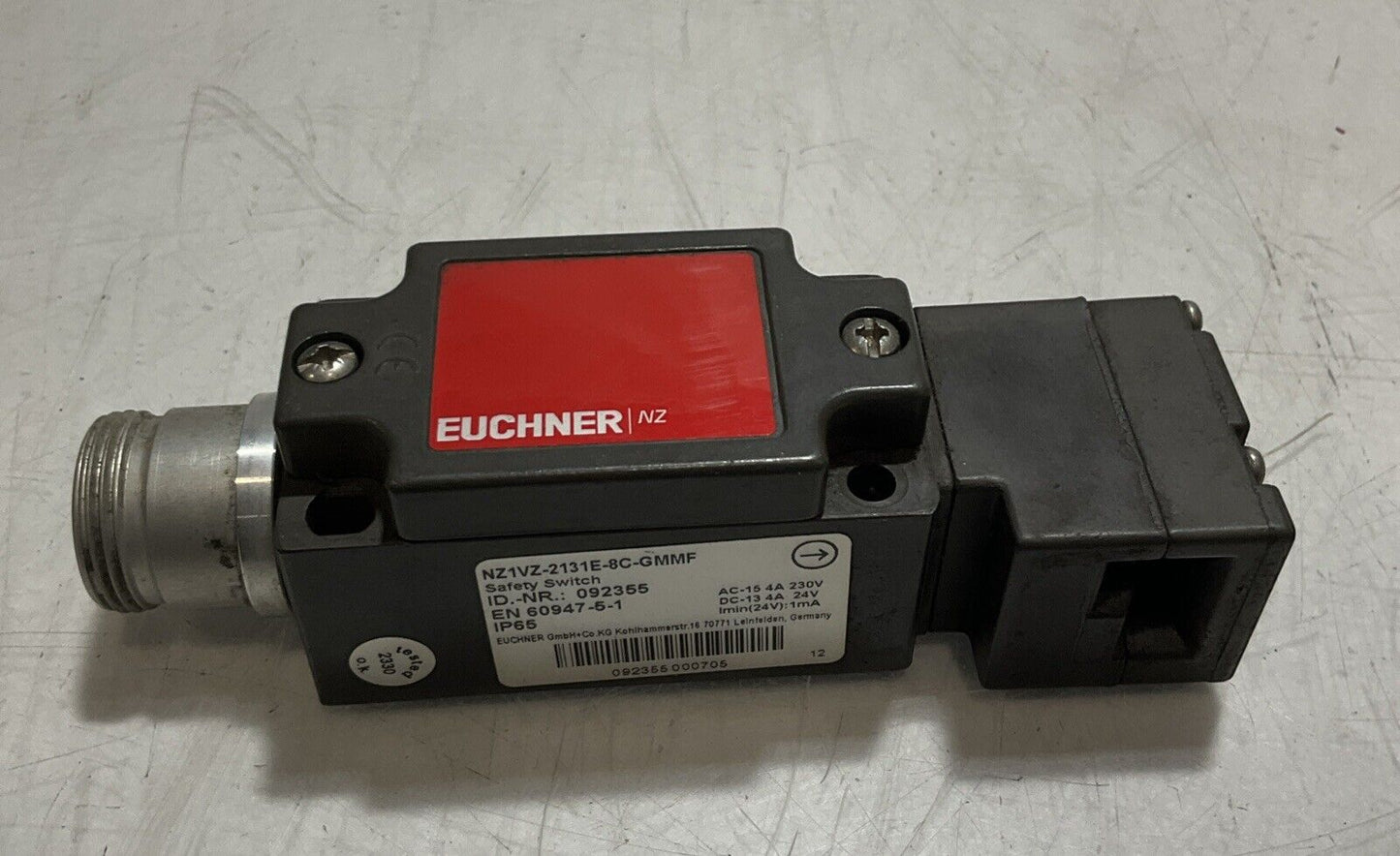 EUCHNER NZ1VZ-2131E-8C-GMMF SAFETY SWITCH N3M