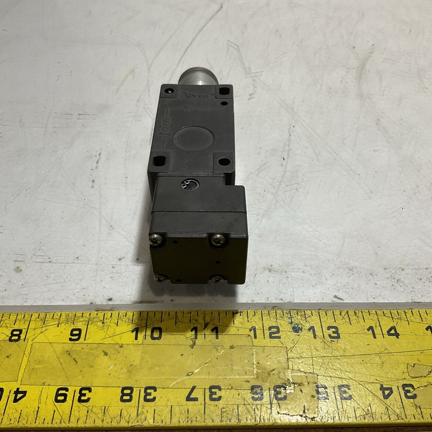 EUCHNER NZ1VZ-2131E-8C-GMMF SAFETY SWITCH N3M