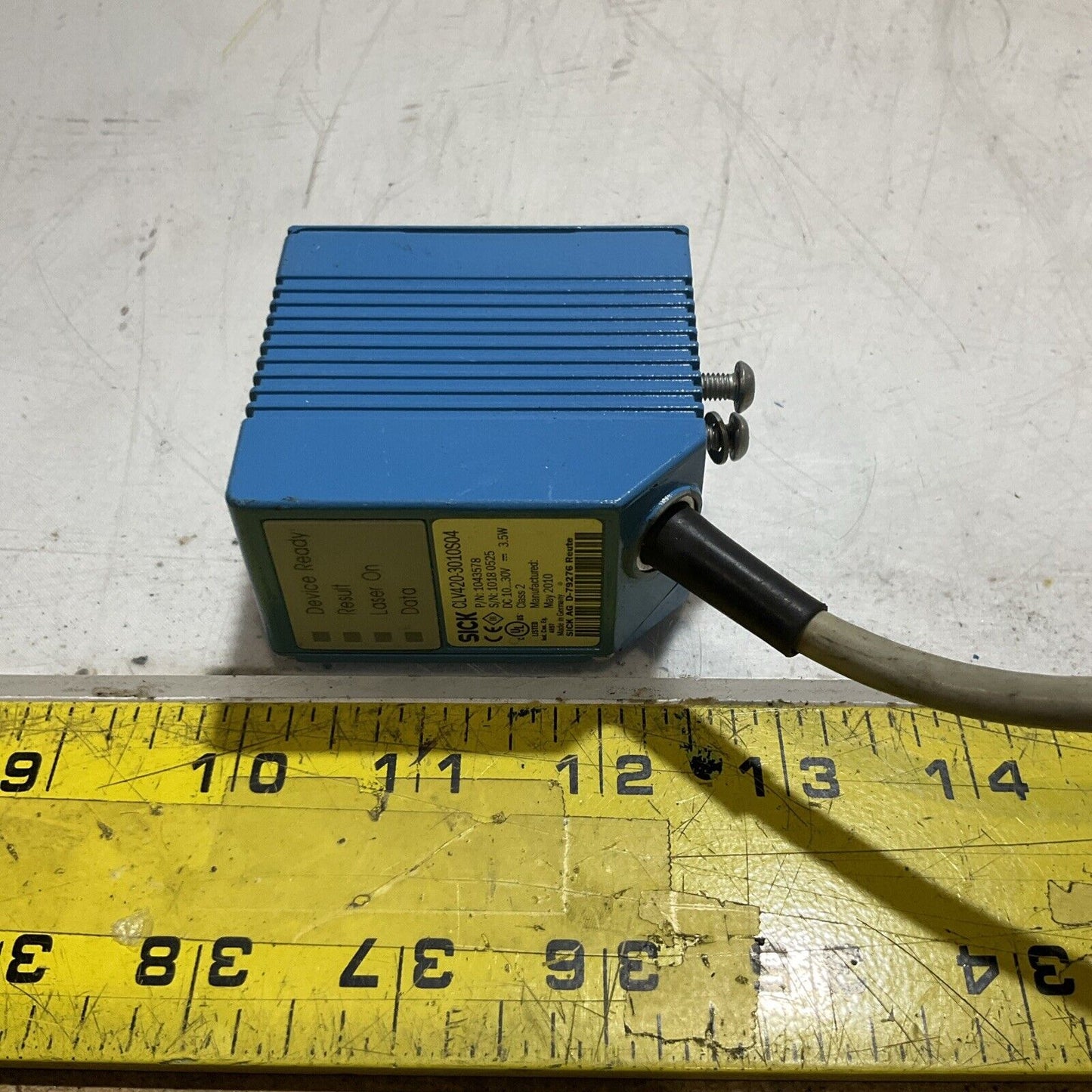 SICK CLV420-3010S04 INDUSTRIAL BAR CODE SCANNER LOT OF 8 U3S