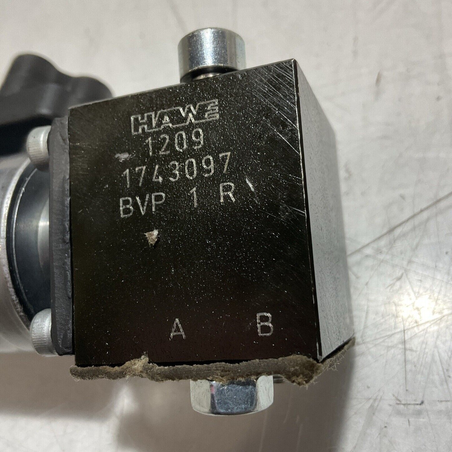 HAWE 1209 1743097 BVP 1 R DIRECTIONAL SEATED VALVE N3M