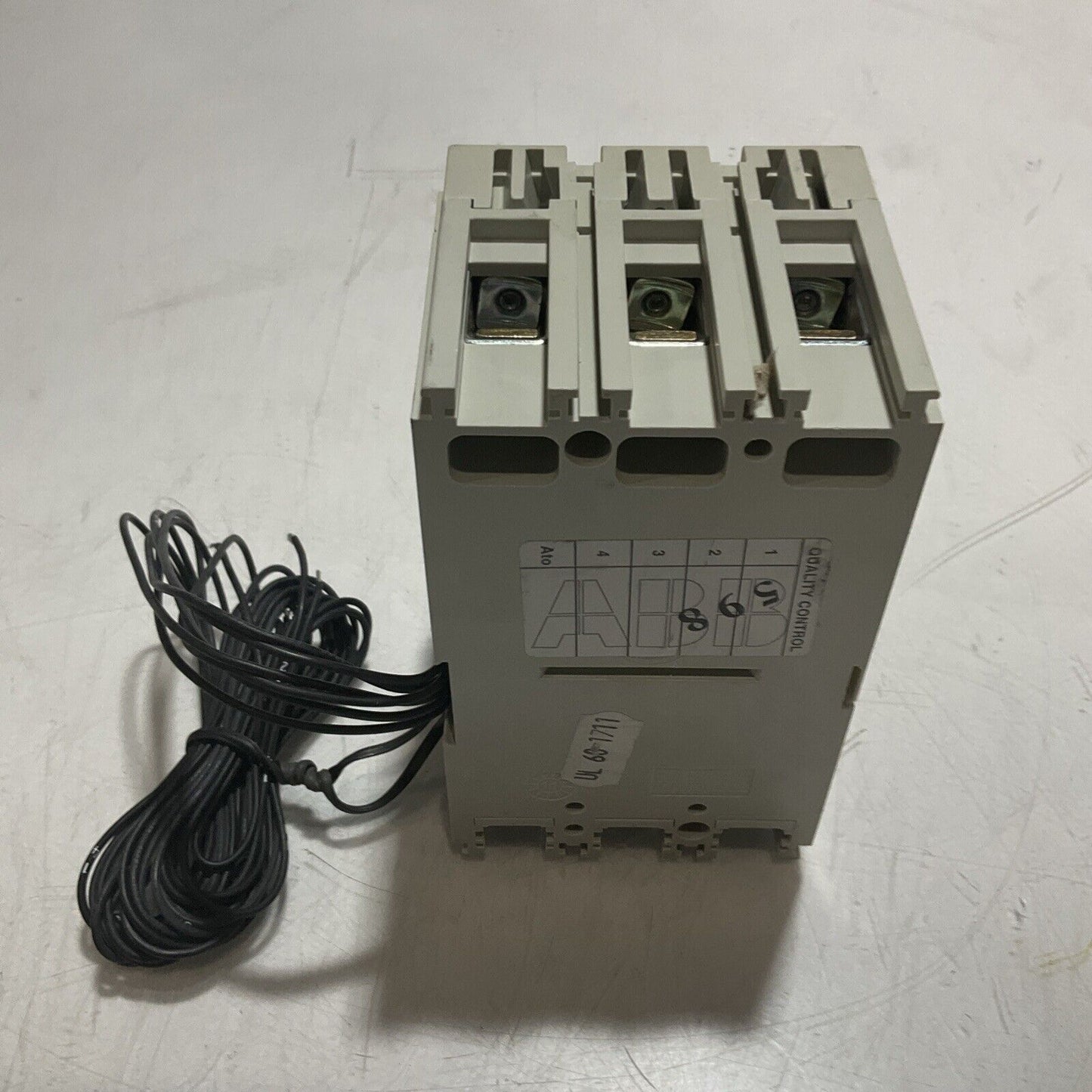 ABB SACE T1N CIRCUIT BREAKER 3 POLES 240V U3S