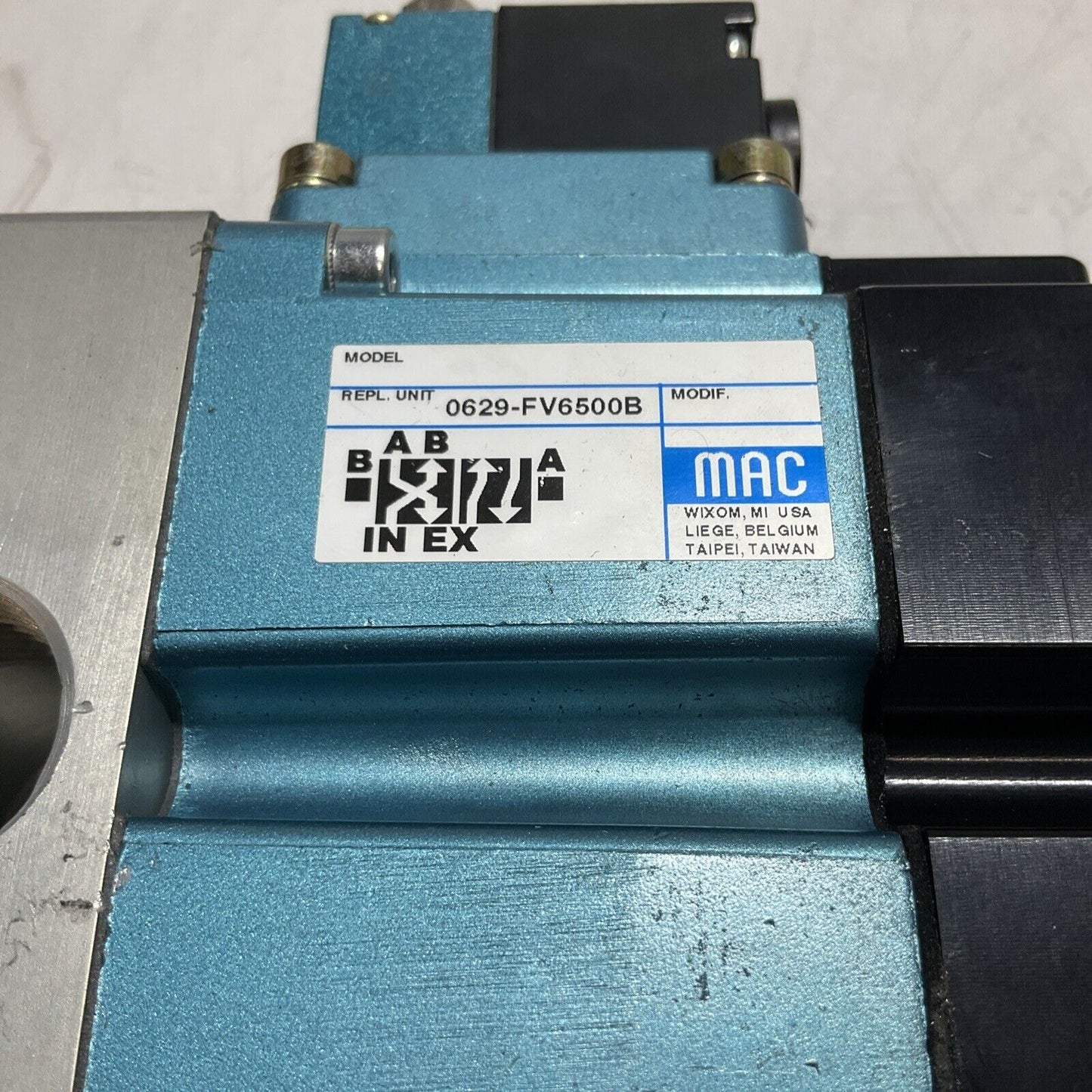 MAC 0629-FV6500B DOUBLE ACTION SOLENOID VALVE ASSEMBLY WITH MANIFOLD U3S