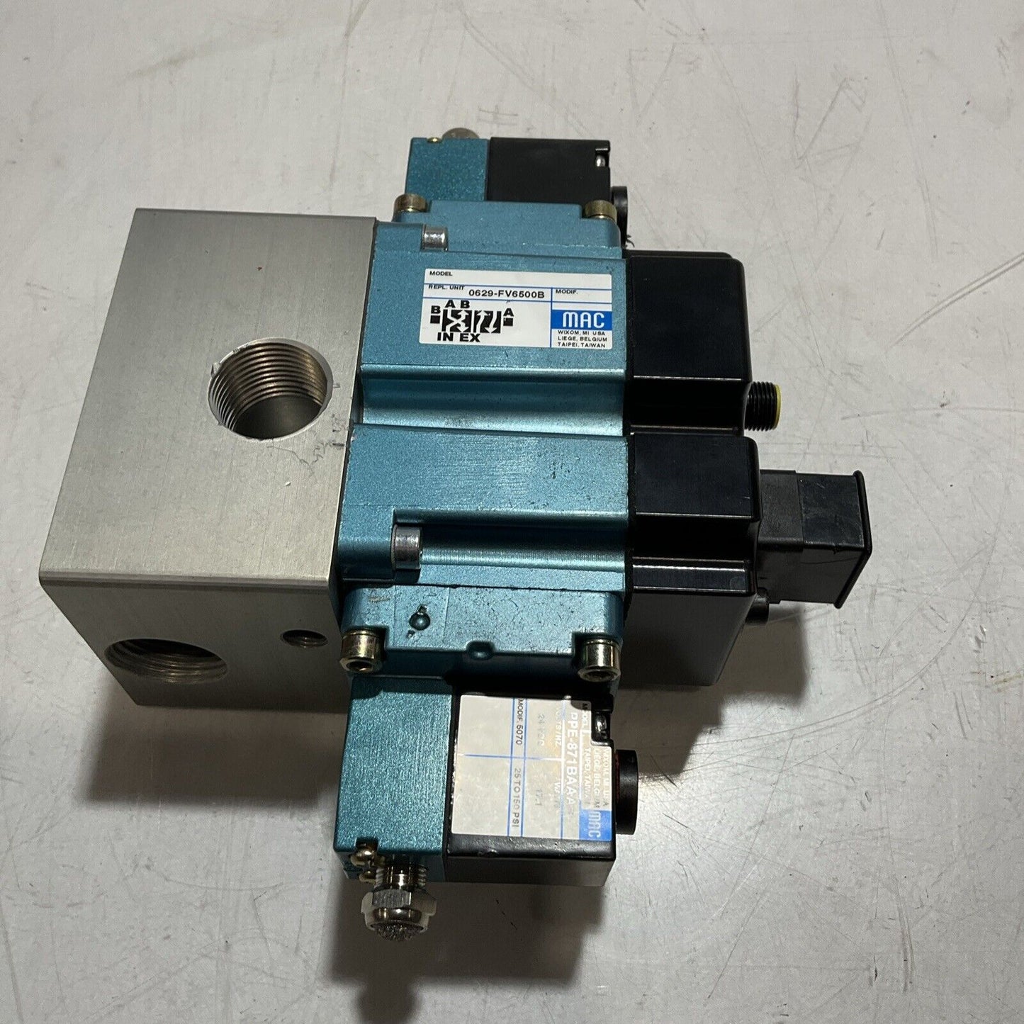 MAC 0629-FV6500B DOUBLE ACTION SOLENOID VALVE ASSEMBLY WITH MANIFOLD U3S