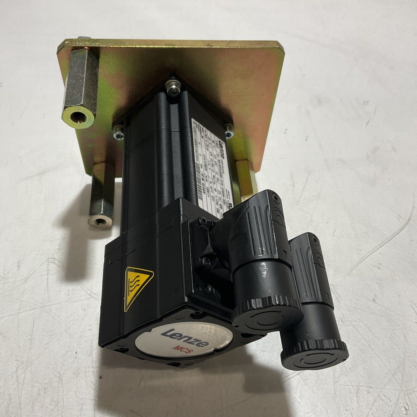 LENZE MCS06F41LRS0B0-B11N-ST5SOON-R2SU SERVO MOTOR U3S