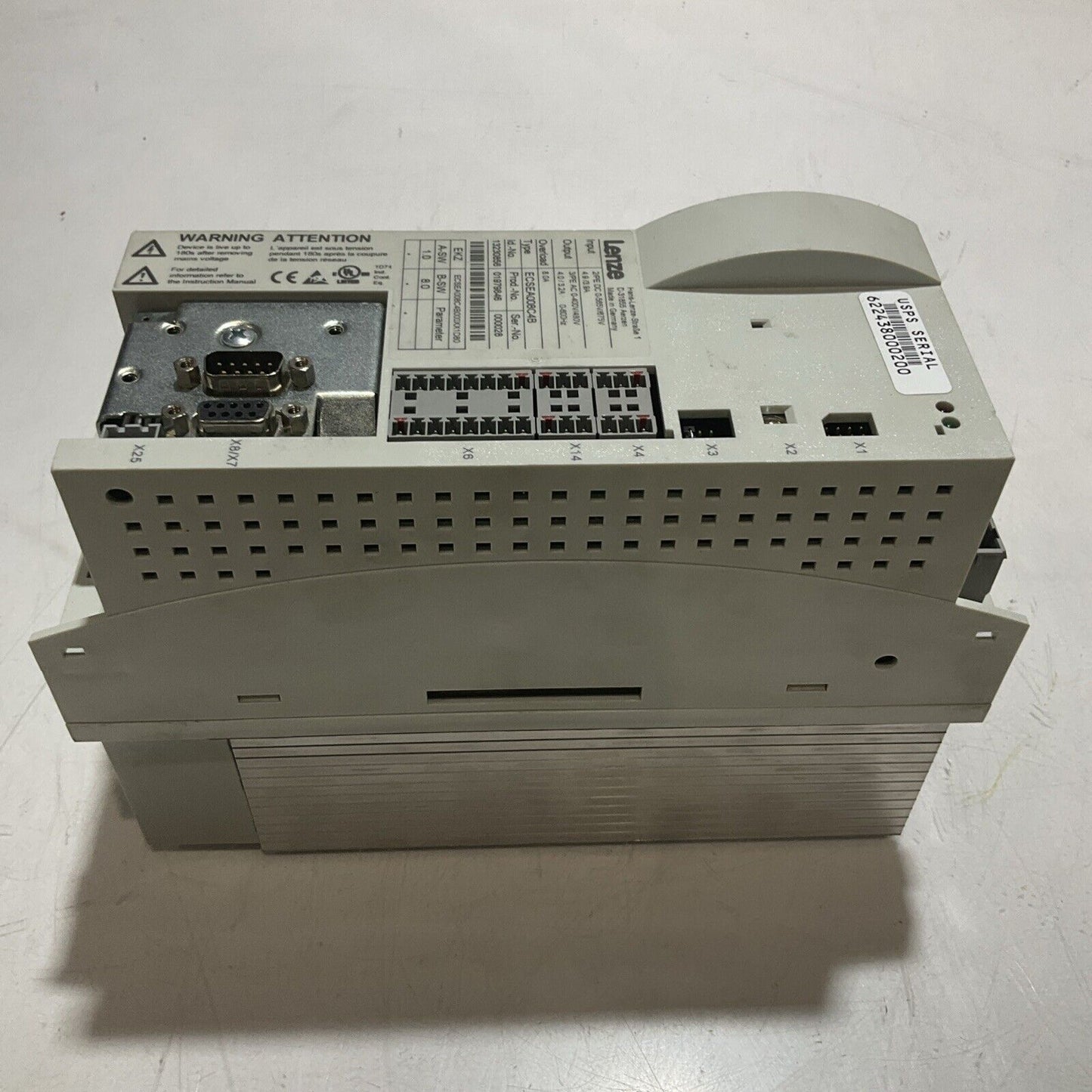 LENZE ECSEA008C4B SERVO DRIVE VARIABLE FREQUENCY MOTOR CONTROLLER INVERTER U3S