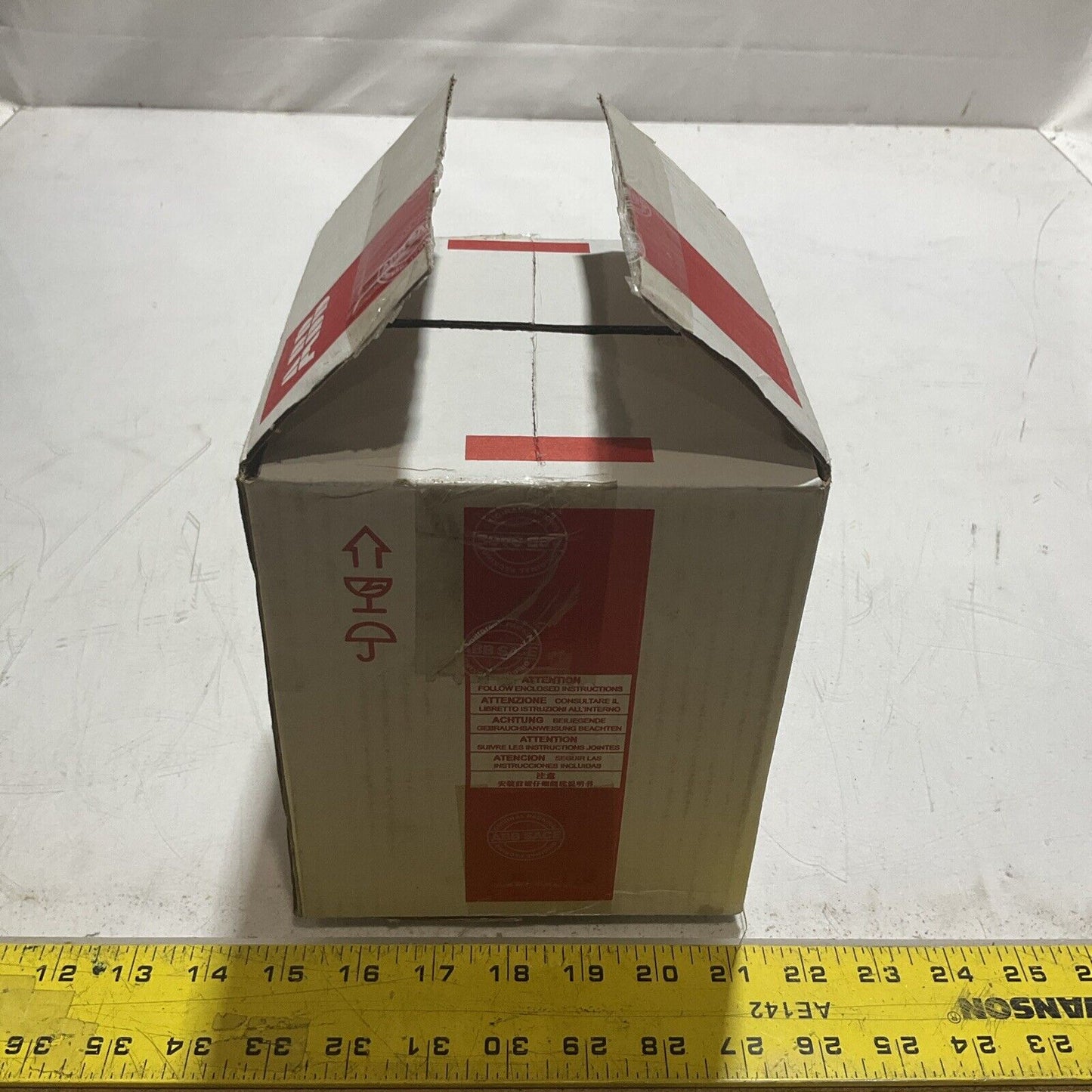 ABB TMAX T3 N 225 CIRCUIT BREAKER 3P 225A W AUX SWITCH U3S