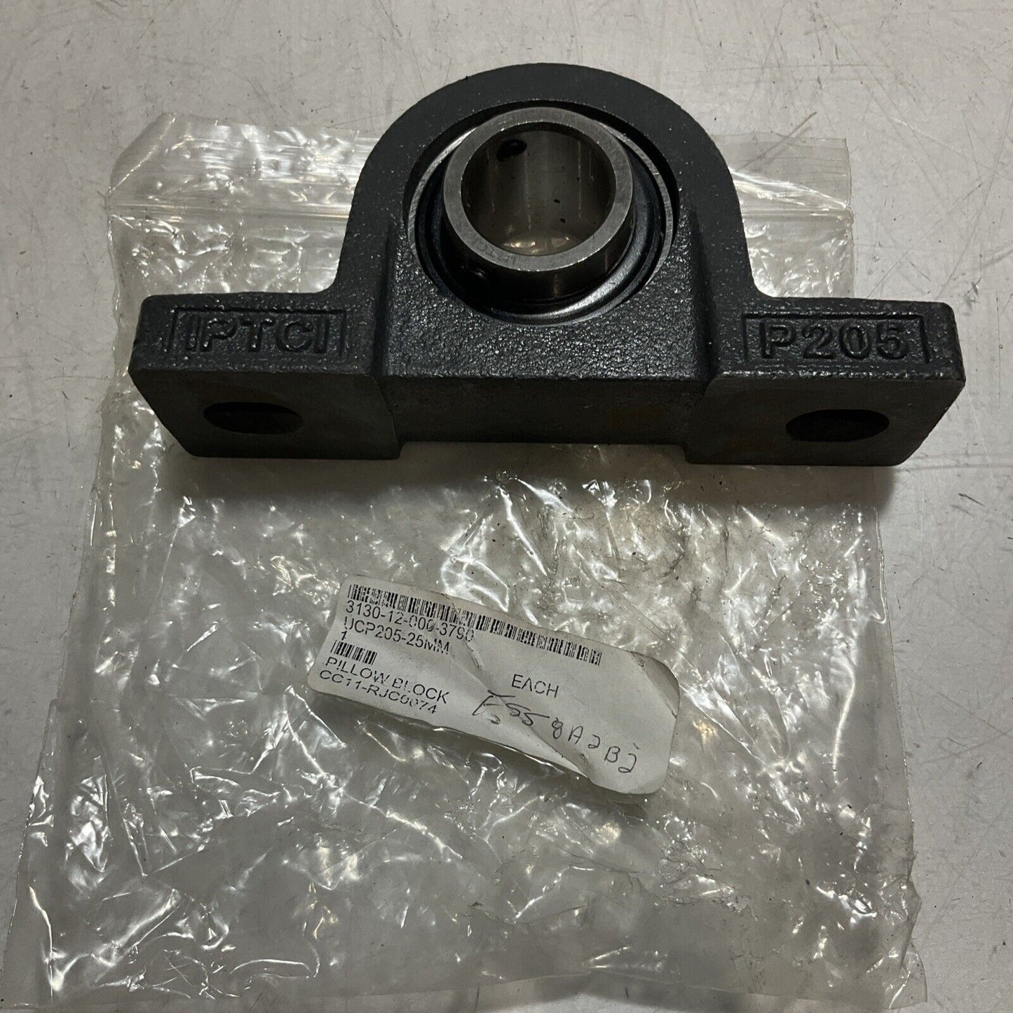 IPTCI UC205-25MM PILLOW BLOCK BEARINGS ASSEMBLY LOT OF 3 N3M
