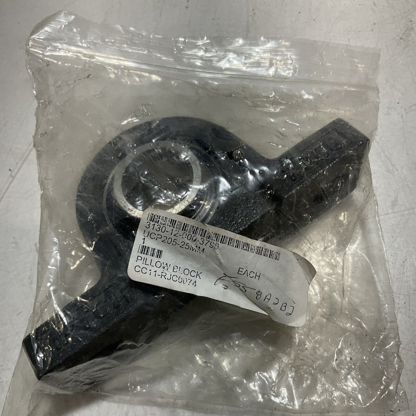 IPTCI UC205-25MM PILLOW BLOCK BEARINGS ASSEMBLY LOT OF 3 N3M