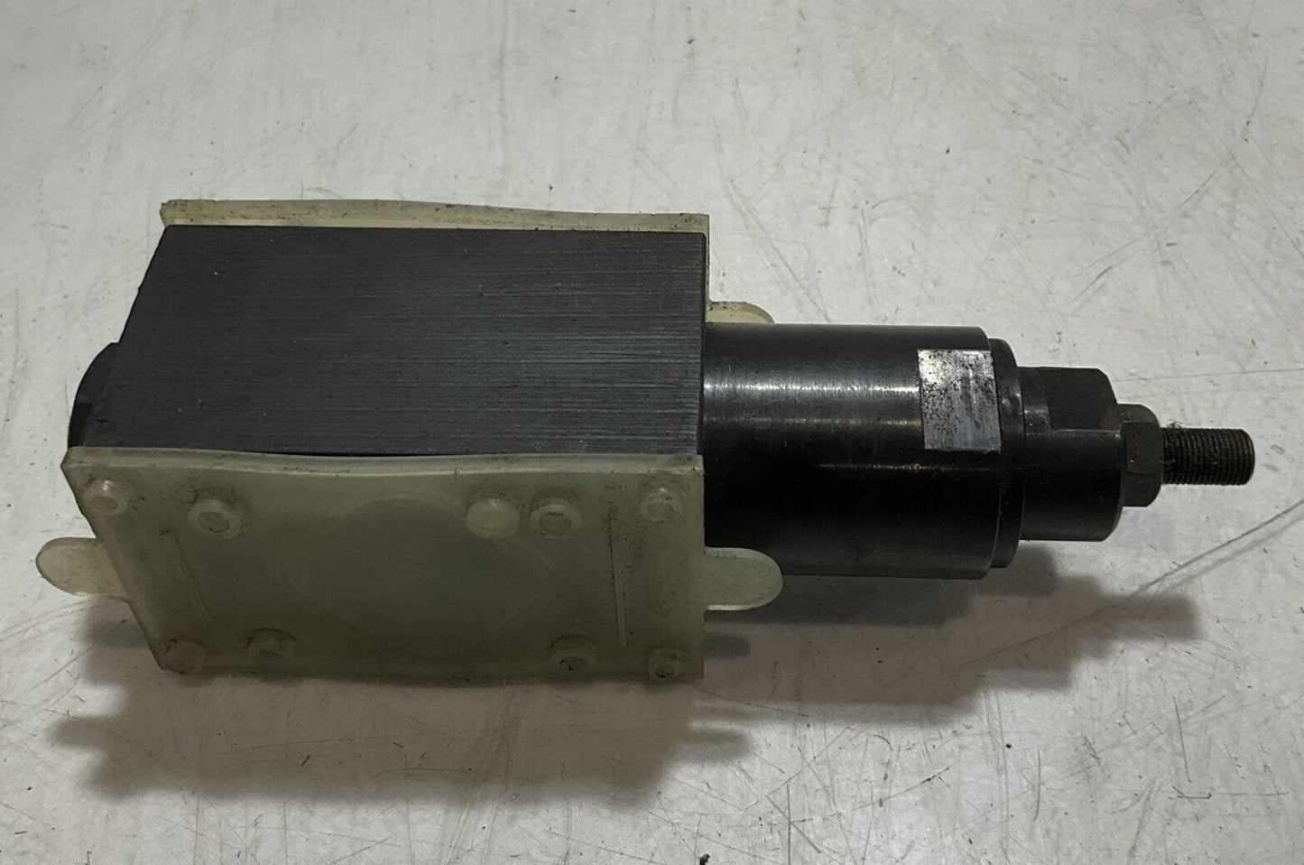 VICKERS DGMX2-3-PP-BW-S-40 PRESSURE REDUCING VALVE N3M