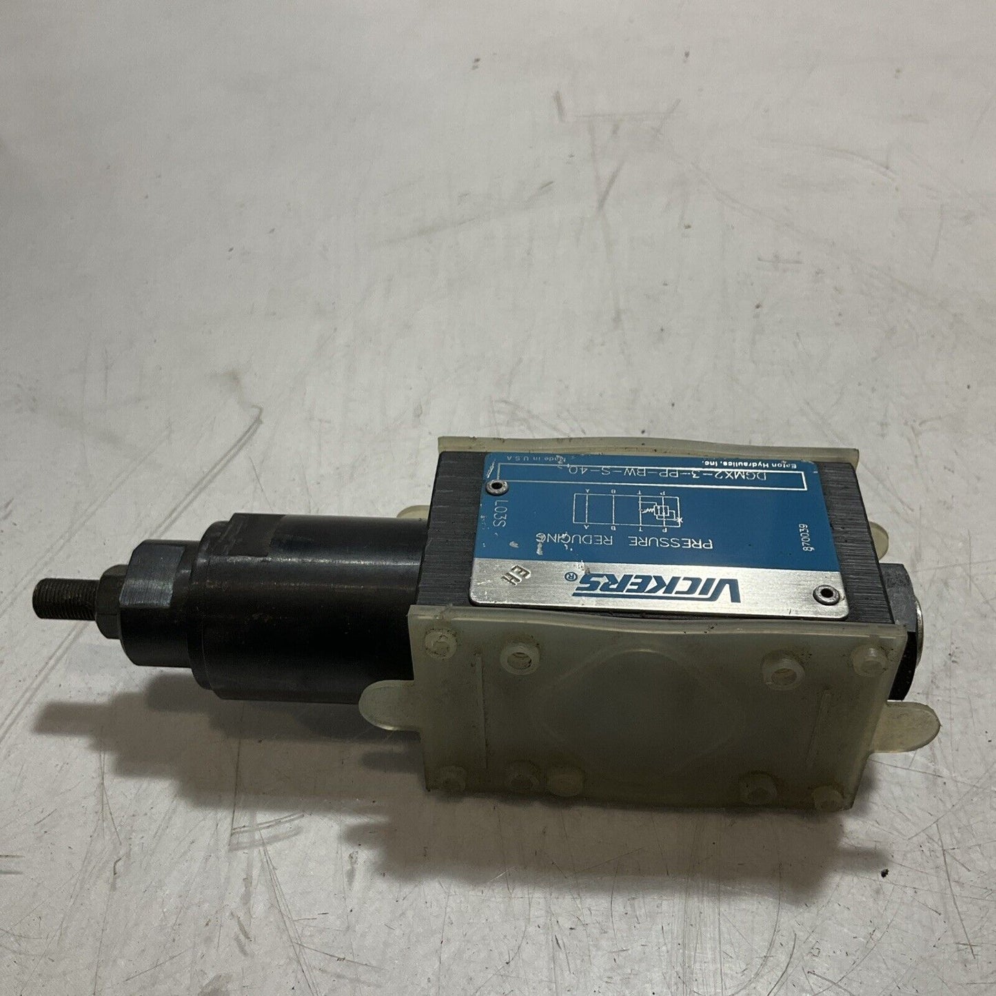 VICKERS DGMX2-3-PP-BW-S-40 PRESSURE REDUCING VALVE N3M