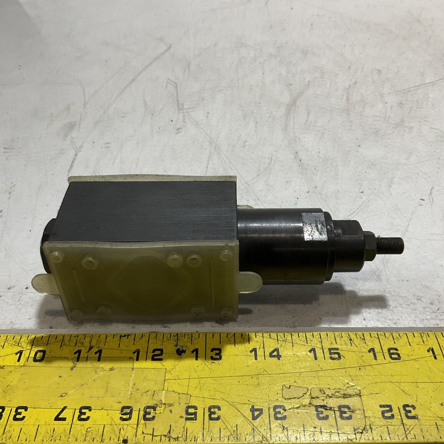 VICKERS DGMX2-3-PP-BW-S-40 PRESSURE REDUCING VALVE N3M