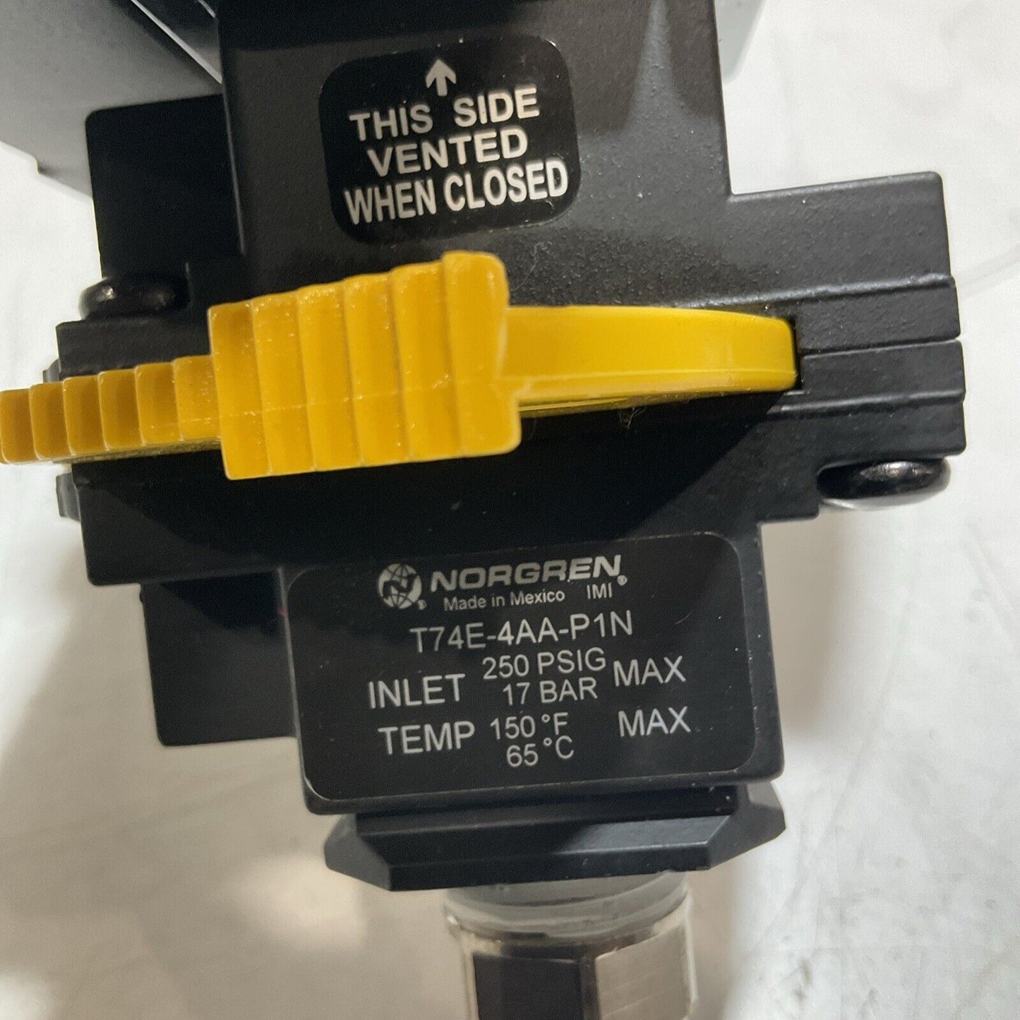 IMI NORGREN PNEUMATIC REGULATOR LOCKOUT VALVE T74E-4AA-P1N U3S