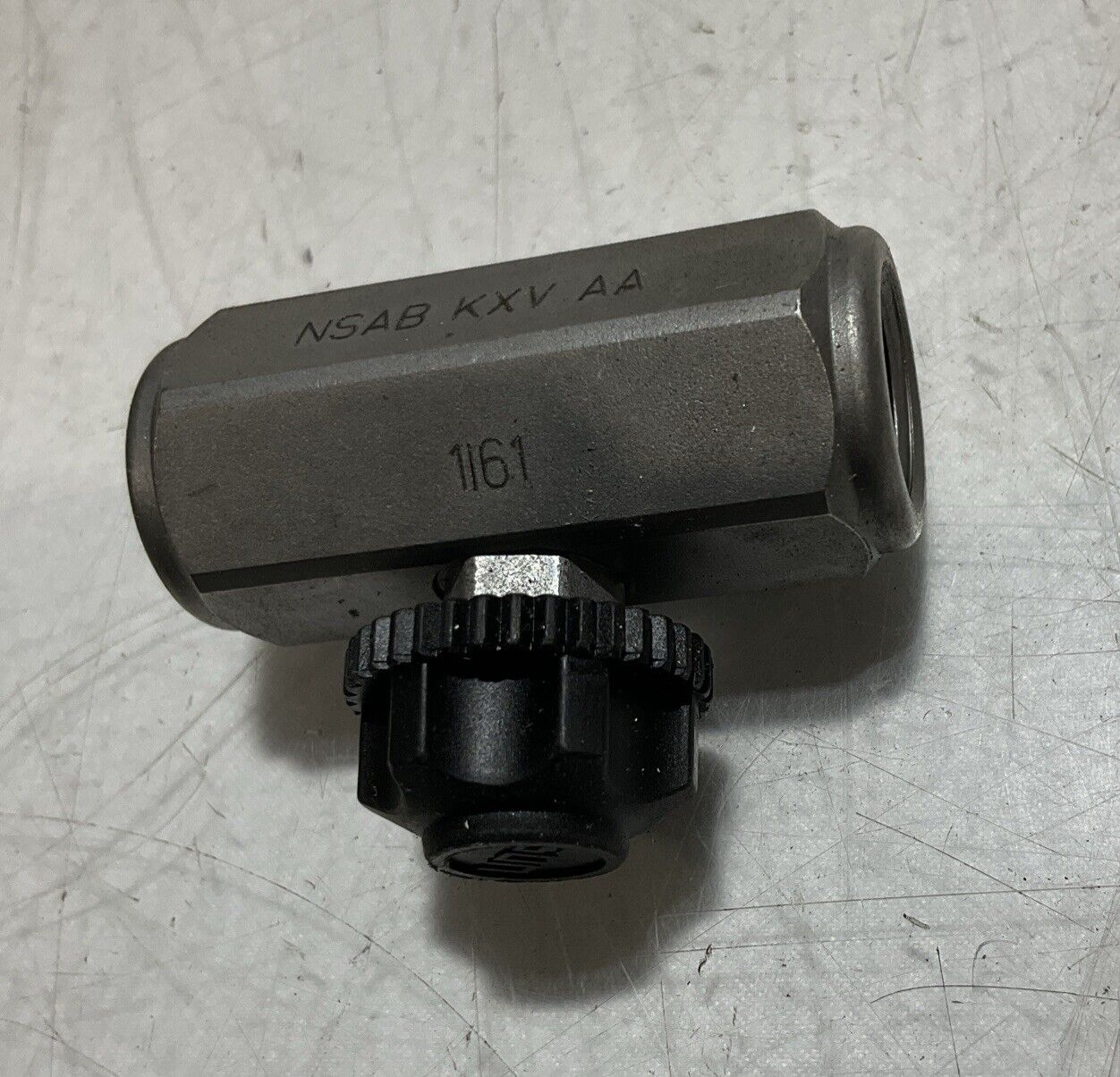 SUN HYDRALICS NSABKXVAA NASB KXV AA 1l61 FLOW CONTROL VALVE GAUDGE SCRUBBER N3M