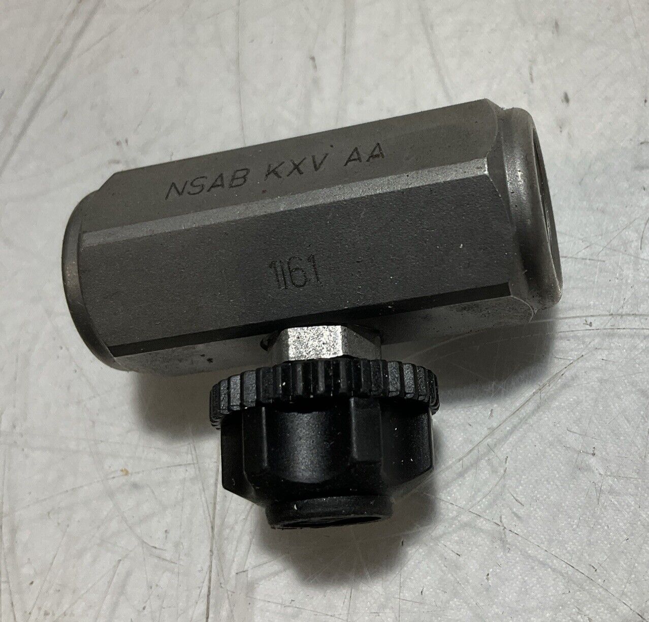 SUN HYDRALICS NSABKXVAA NASB KXV AA 1l61 FLOW CONTROL VALVE GAUDGE SCRUBBER N3M
